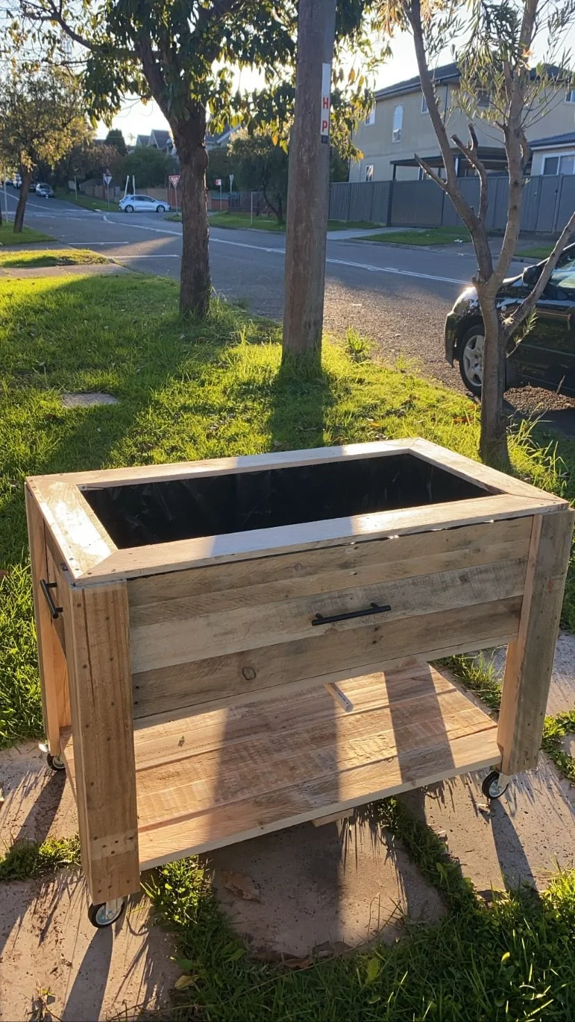 Completely made using recycled pallet wood