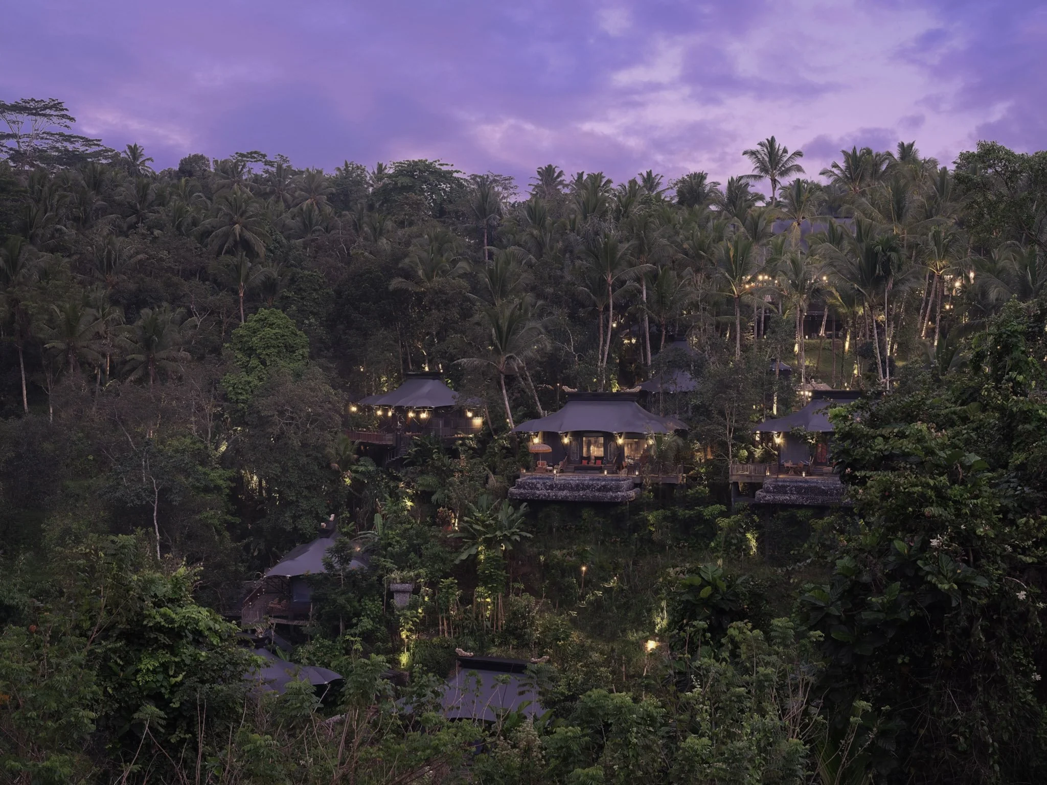 3-ubud-accommodation-tentoverview-fromacross-thevalley.jpg