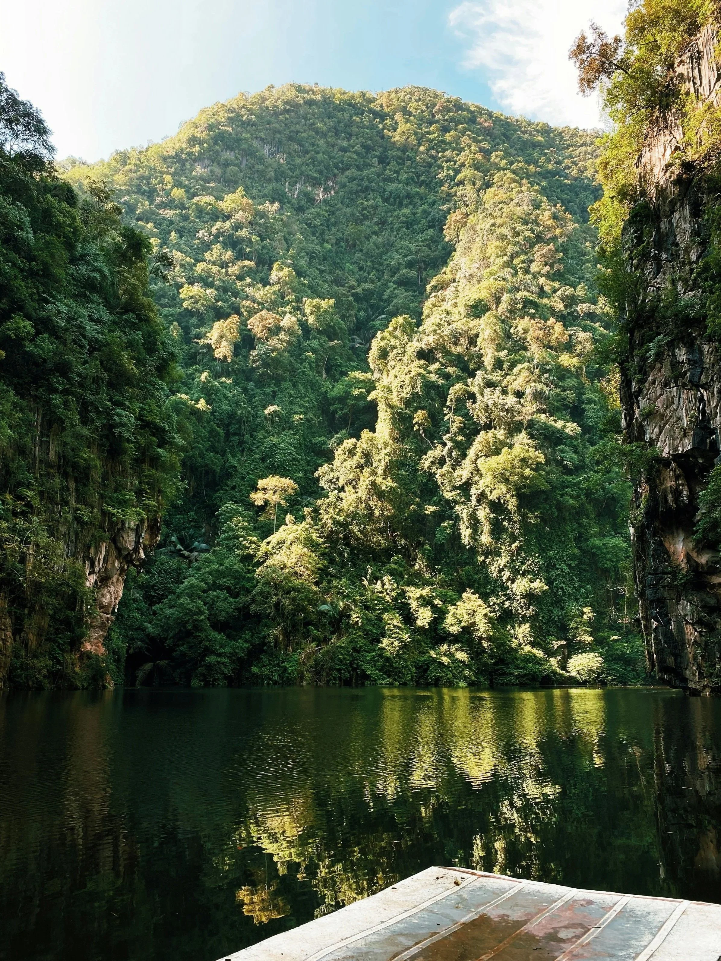 irfan-wahid-Oisftn3rzeo-unsplash.jpg