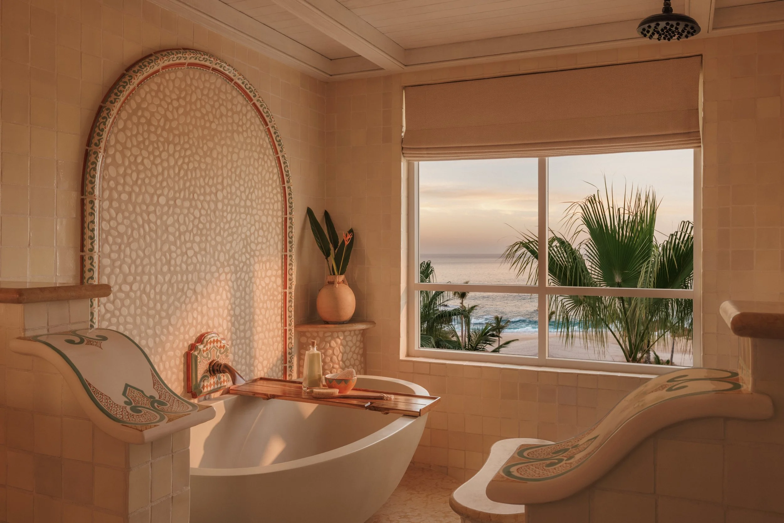 OO_Palmilla_JR_Suite_Bathroom_Morning_Light_0353_MASTER.jpg