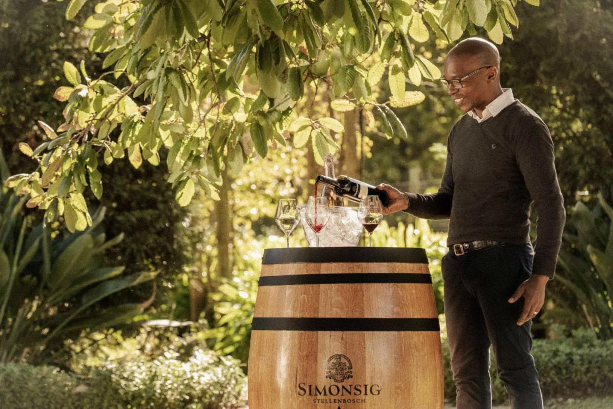 OO_CapeTown_Experiences_Wine_Tasting_Somelier_Luvo_2017_MASTER_Small.jpg