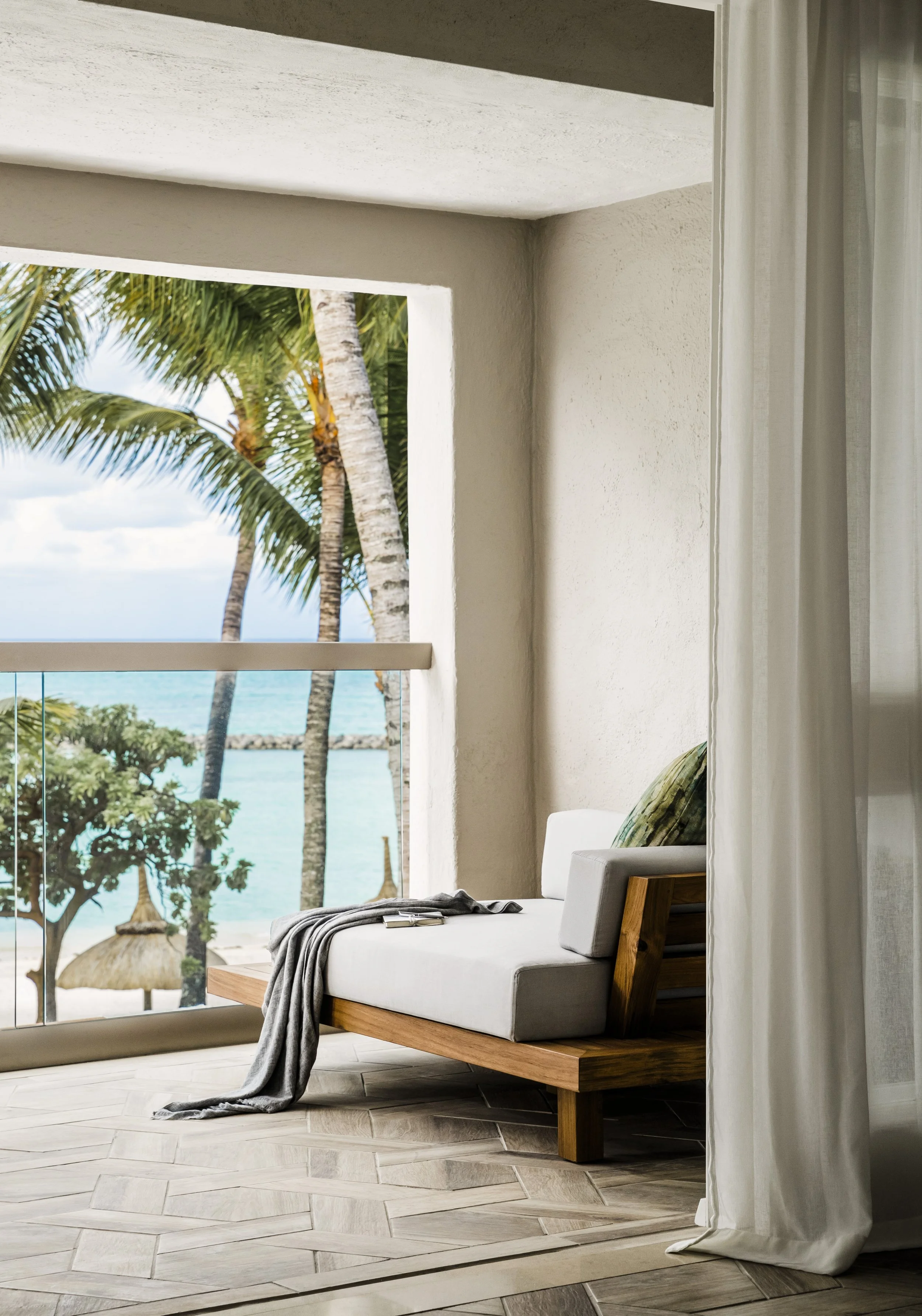 oo-lesaintgeran-accommodation-beach-front-suite-balcony.jpg