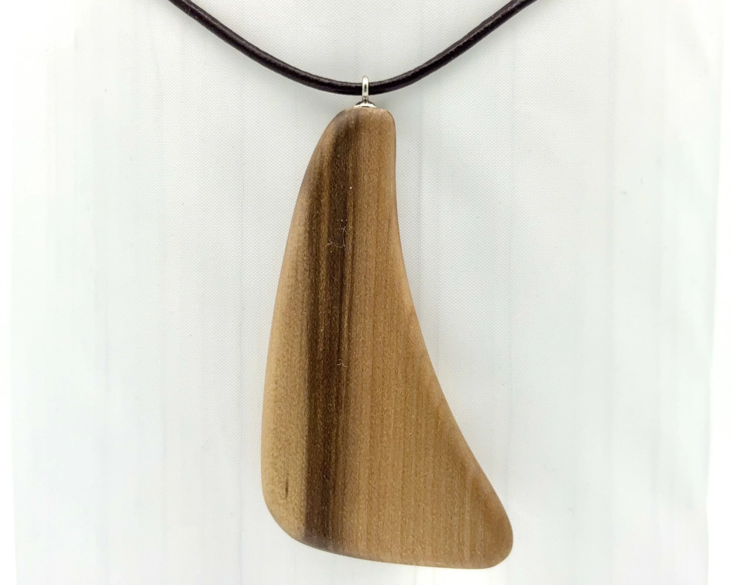 Tasmanian Blackheart Sassafras Pendant