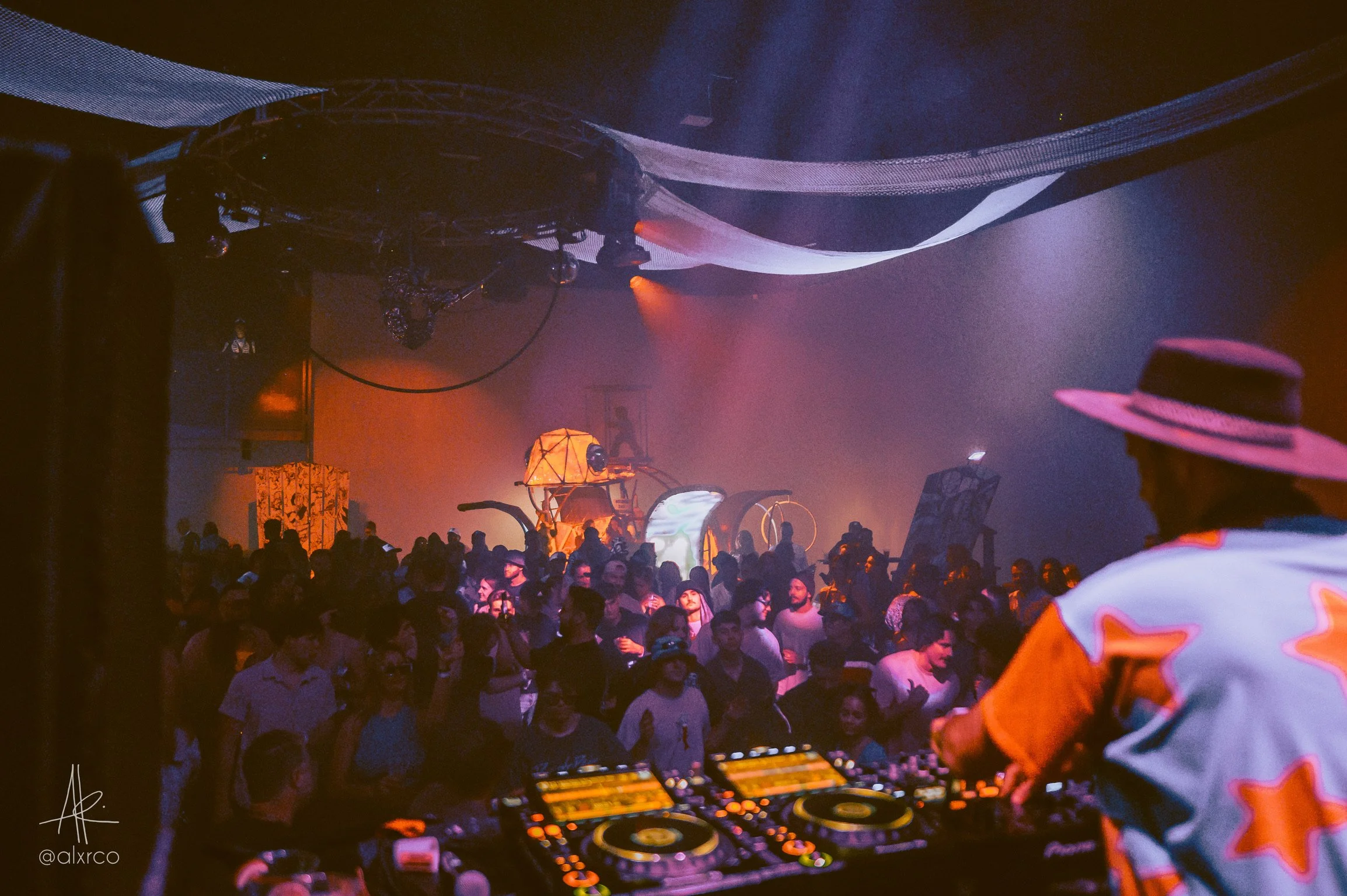 2022 - SIMON the TURTLE @ Walter Studios