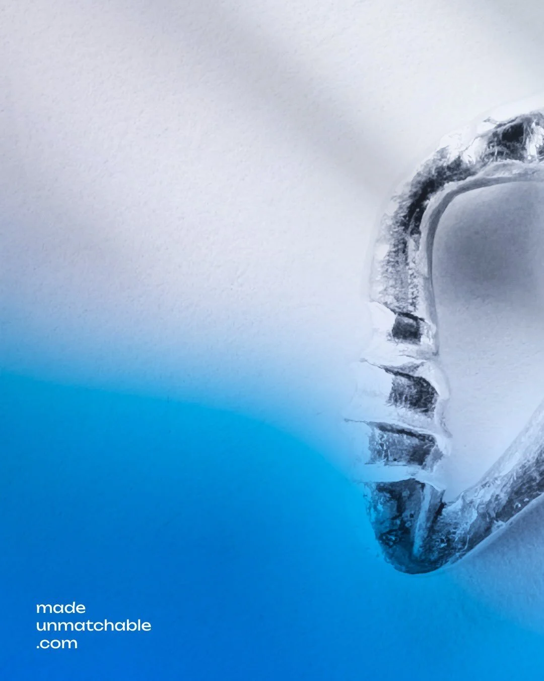 Introducing Tactra, a dimensional pendant featuring three unique textures that invite you to touch it, spin it, flip it, or hang it from another corner to reveal a new look each time. Pair this with your favourite necklace to make it playful, tactile