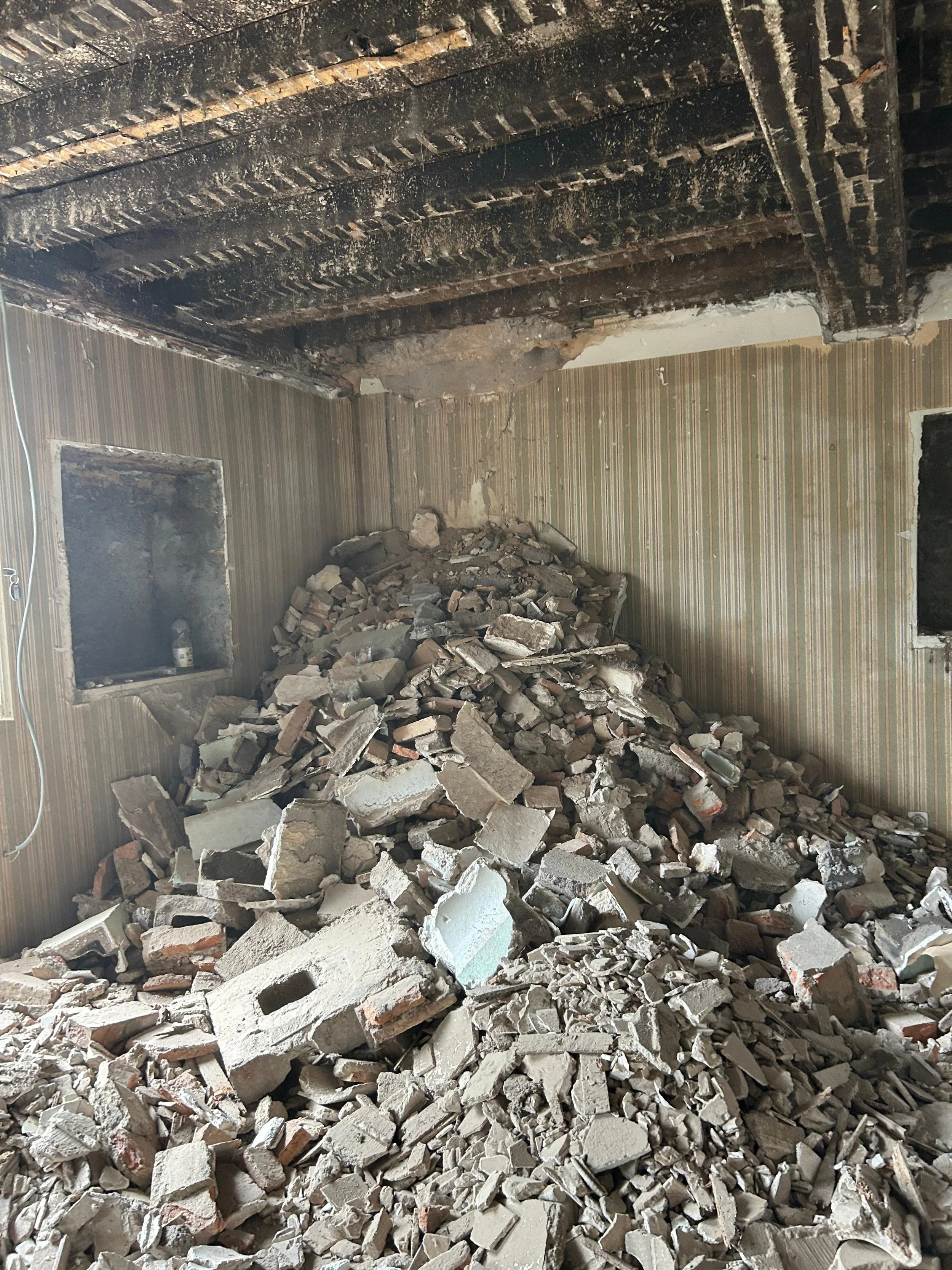 WhatsApp Image 2025-11-10 at 14.18.02 (1).jpeg