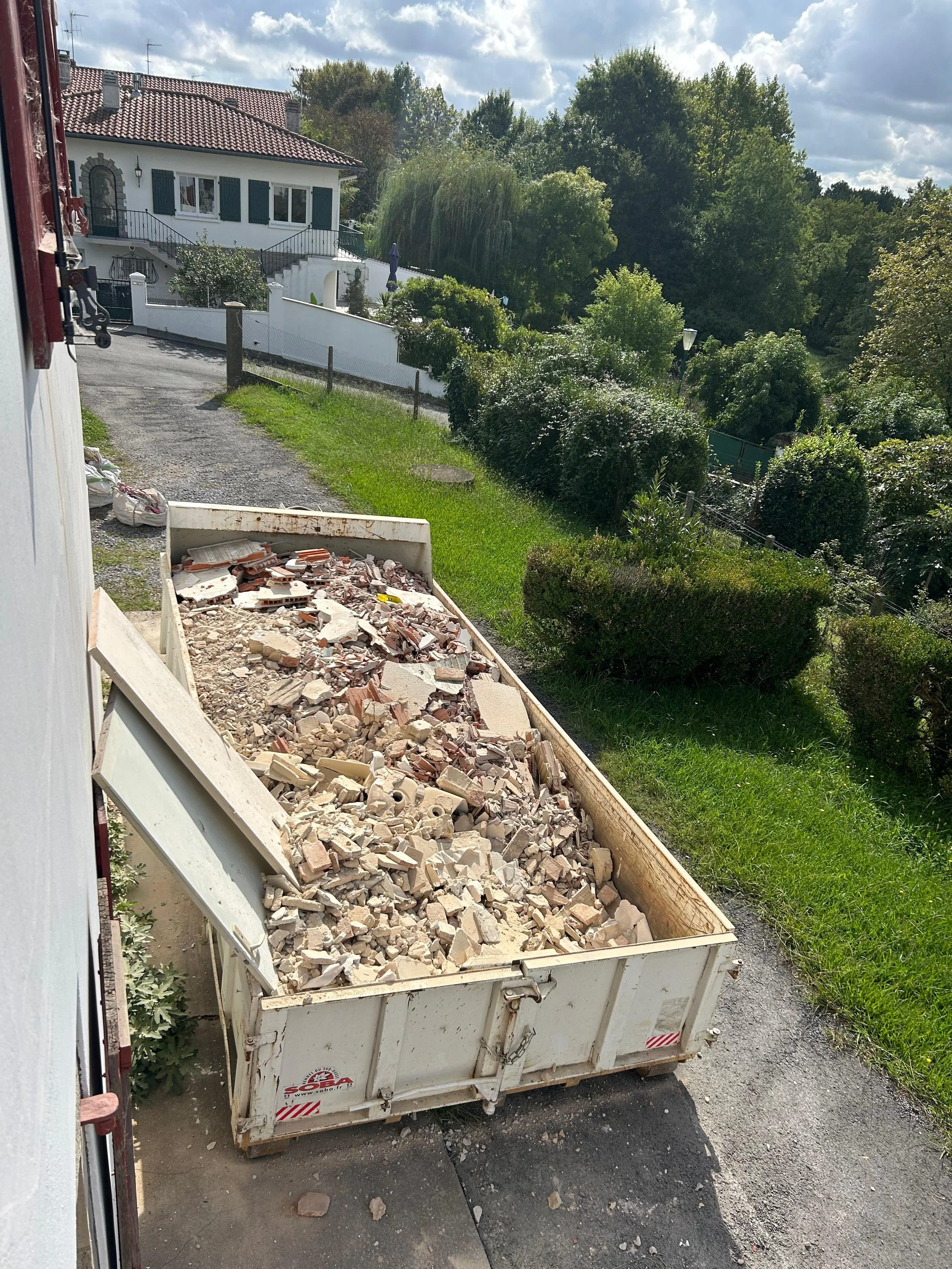 WhatsApp Image 2025-11-10 at 14.18.00 (3).jpeg