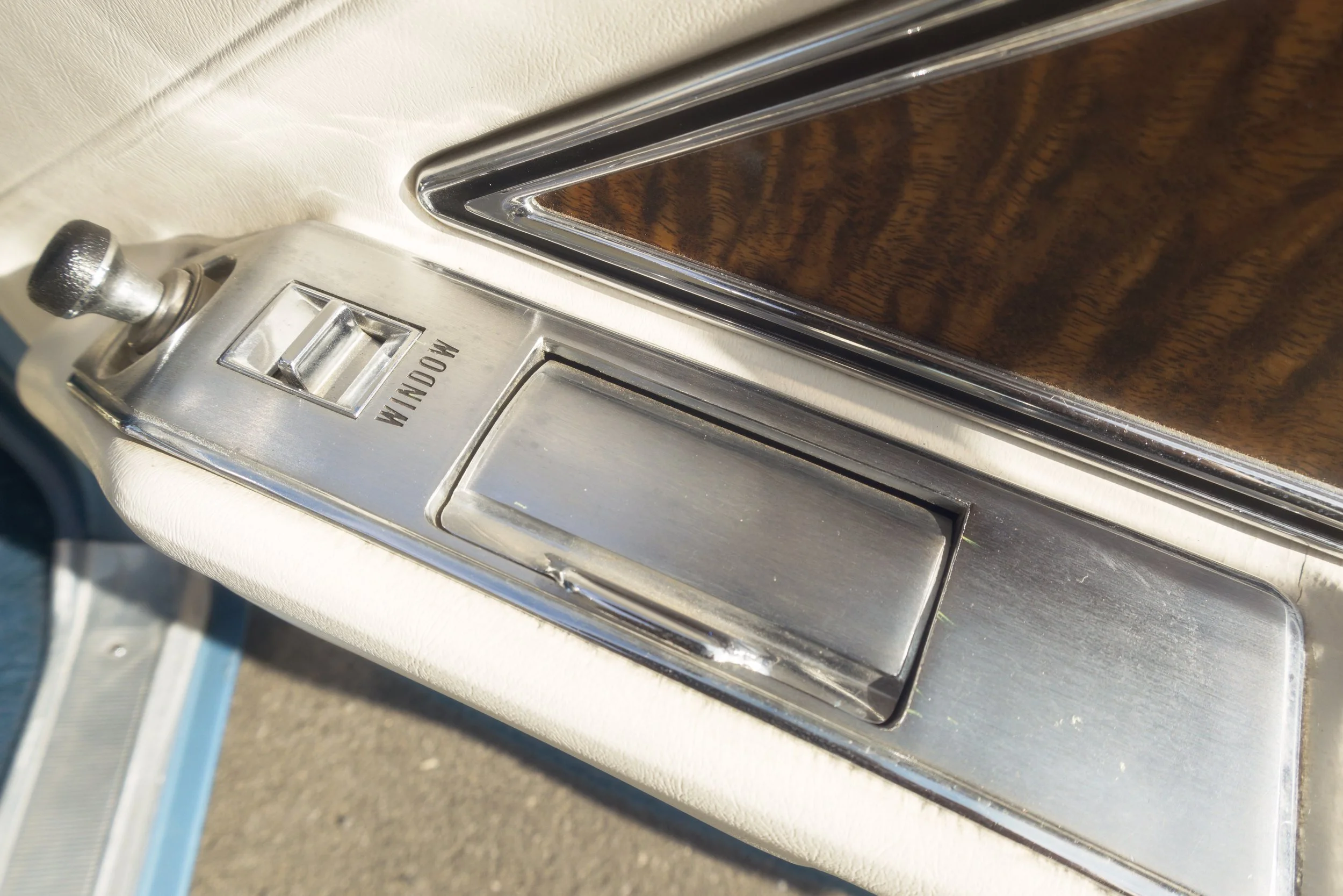 1970 Cadillac Coupe DeVille (82)-ARW_DxO_HQ.jpg