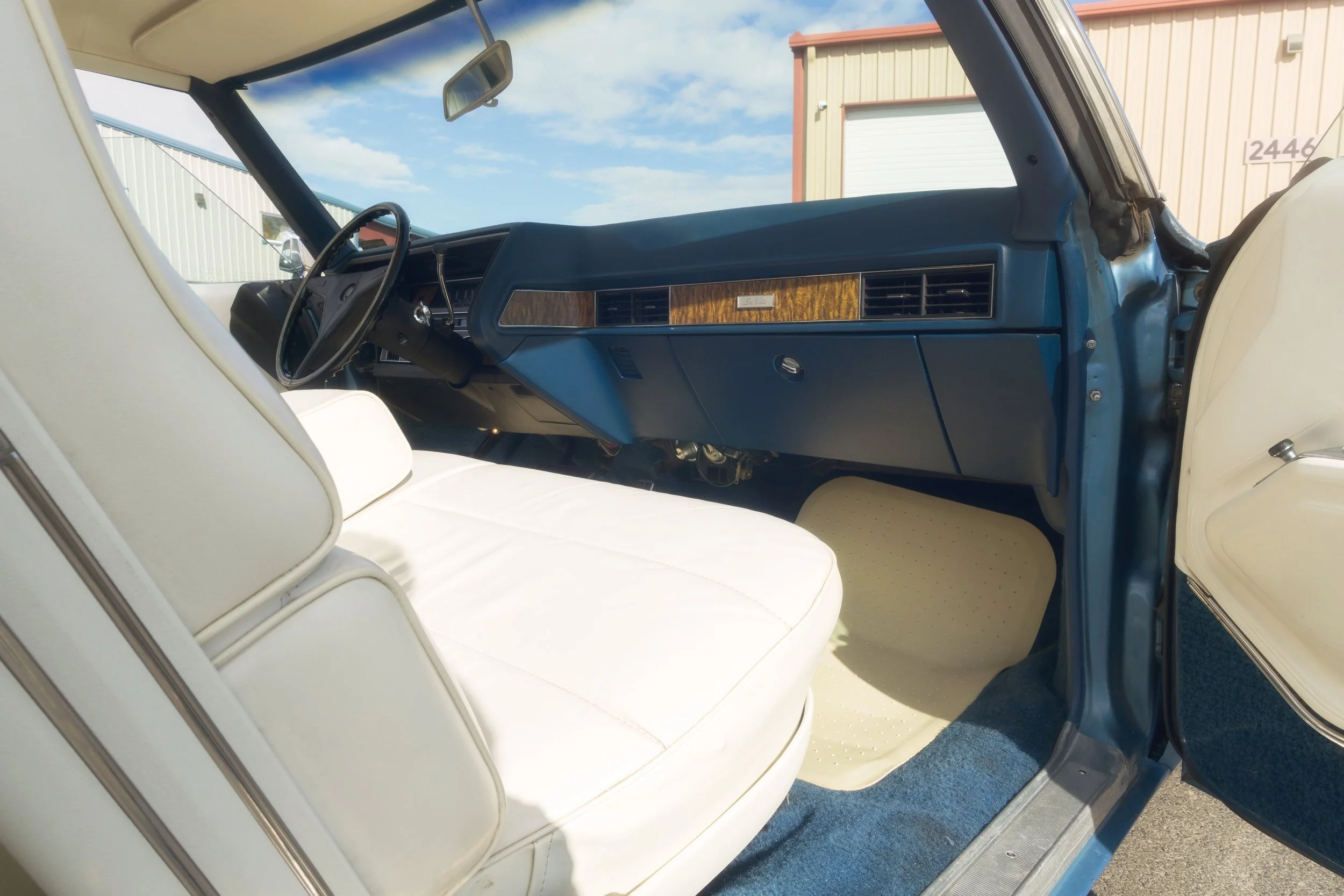 1970 Cadillac Coupe DeVille (68)-ARW_DxO_HQ.jpg