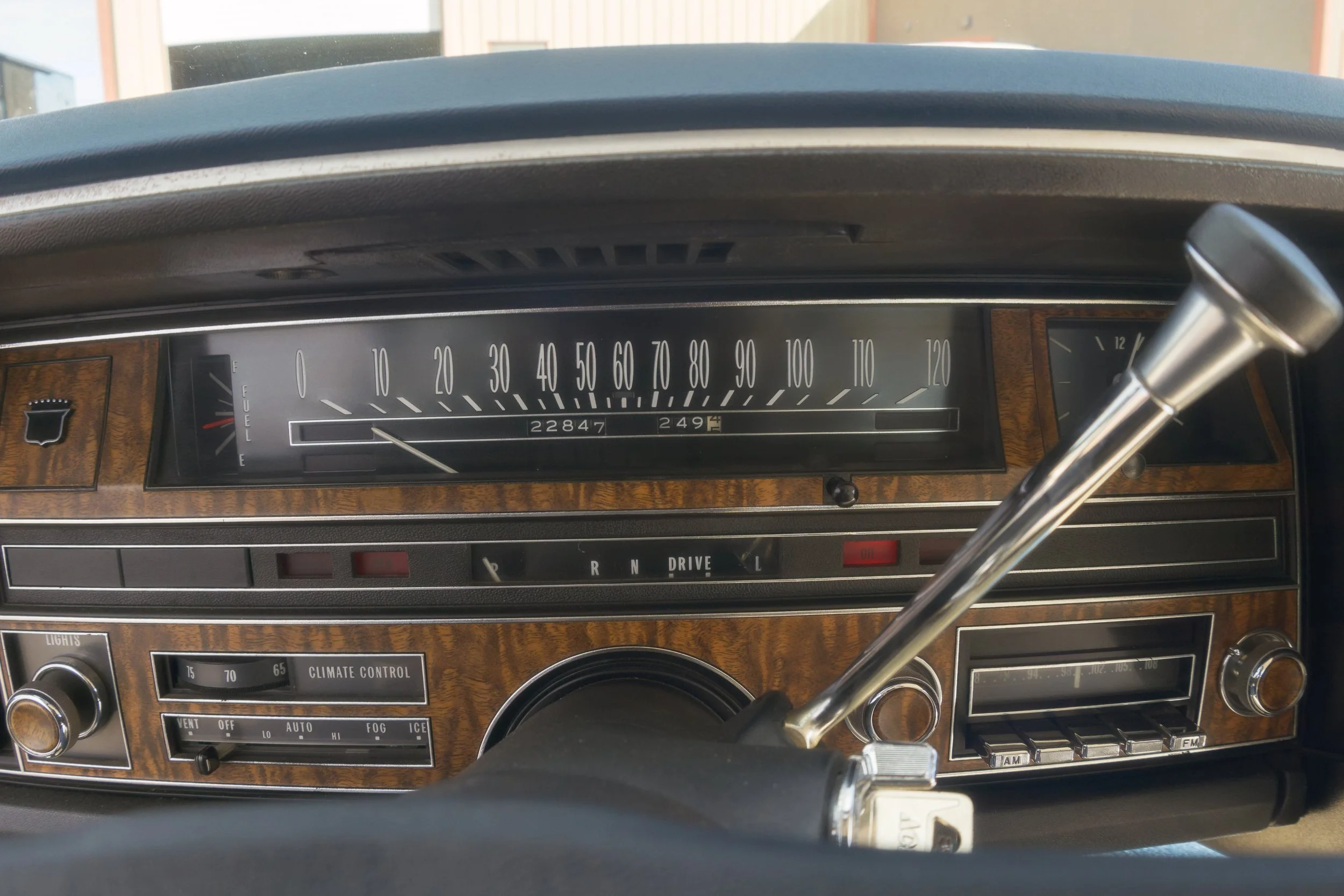 1970 Cadillac Coupe DeVille (70)-ARW_DxO_HQ.jpg
