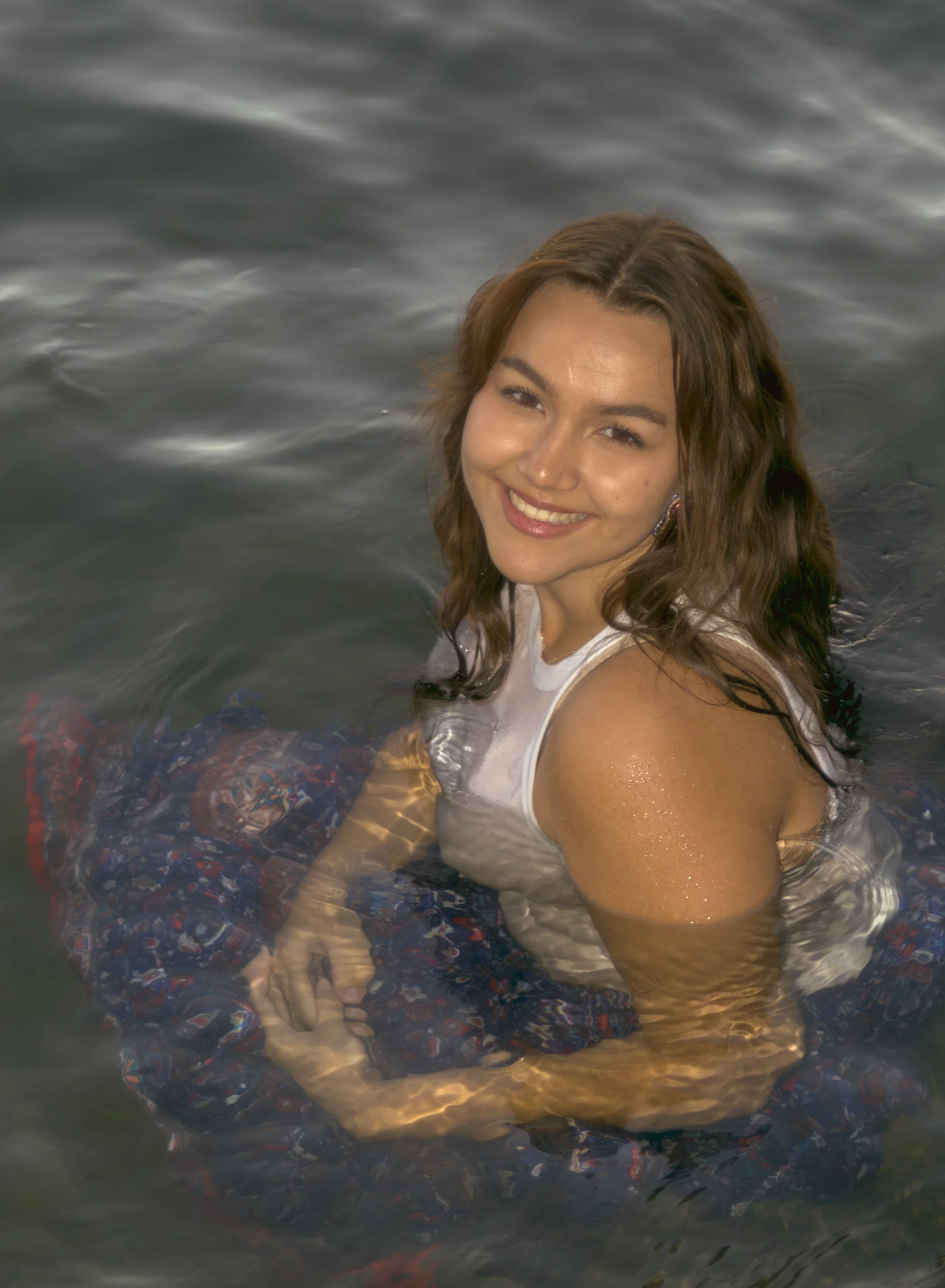 senior-portraits-native-american-girl-lake-roosevelt-colville-indian-reservation-coulee-dam-washington-494-color-and-photo-labs-color-graded-kodak-portra-400-medium-format (11).jpg