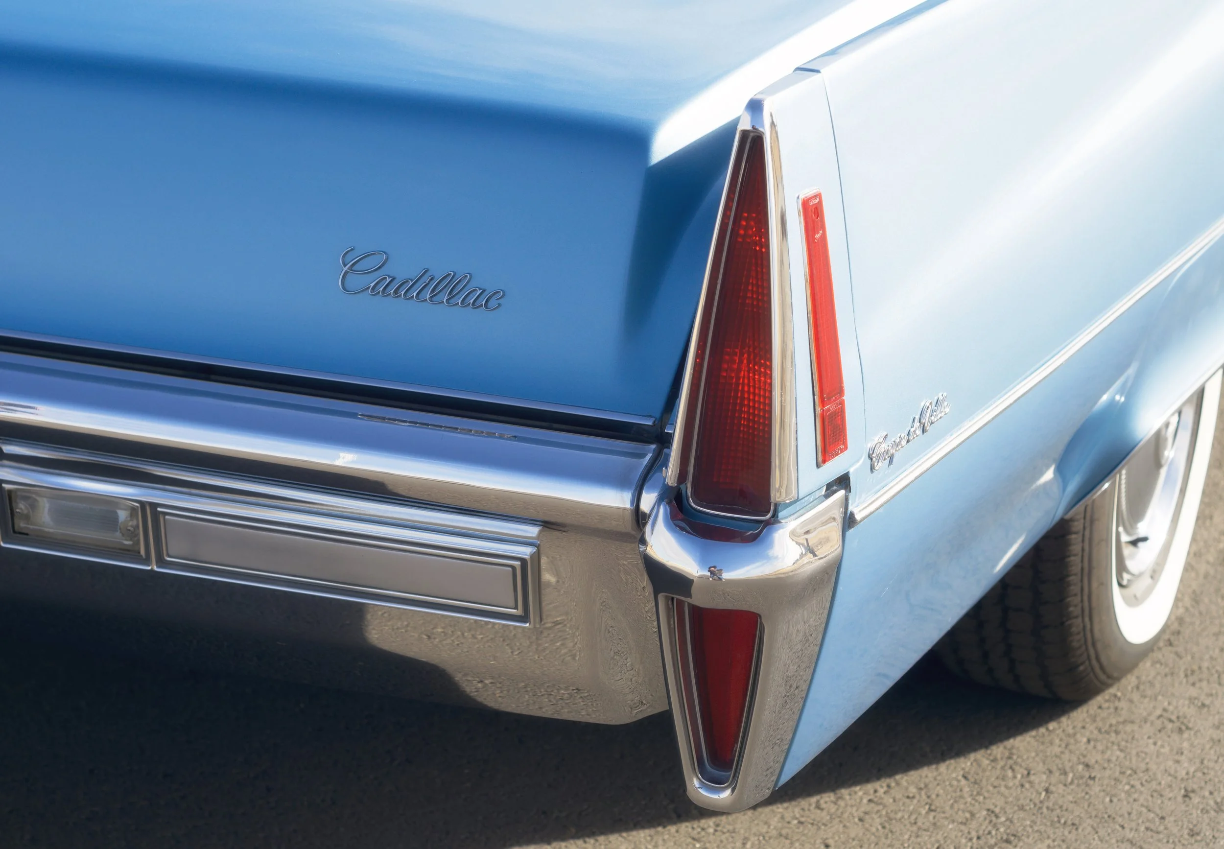 1970 Cadillac Coupe DeVille (37)-ARW_DxO_HQ.jpg
