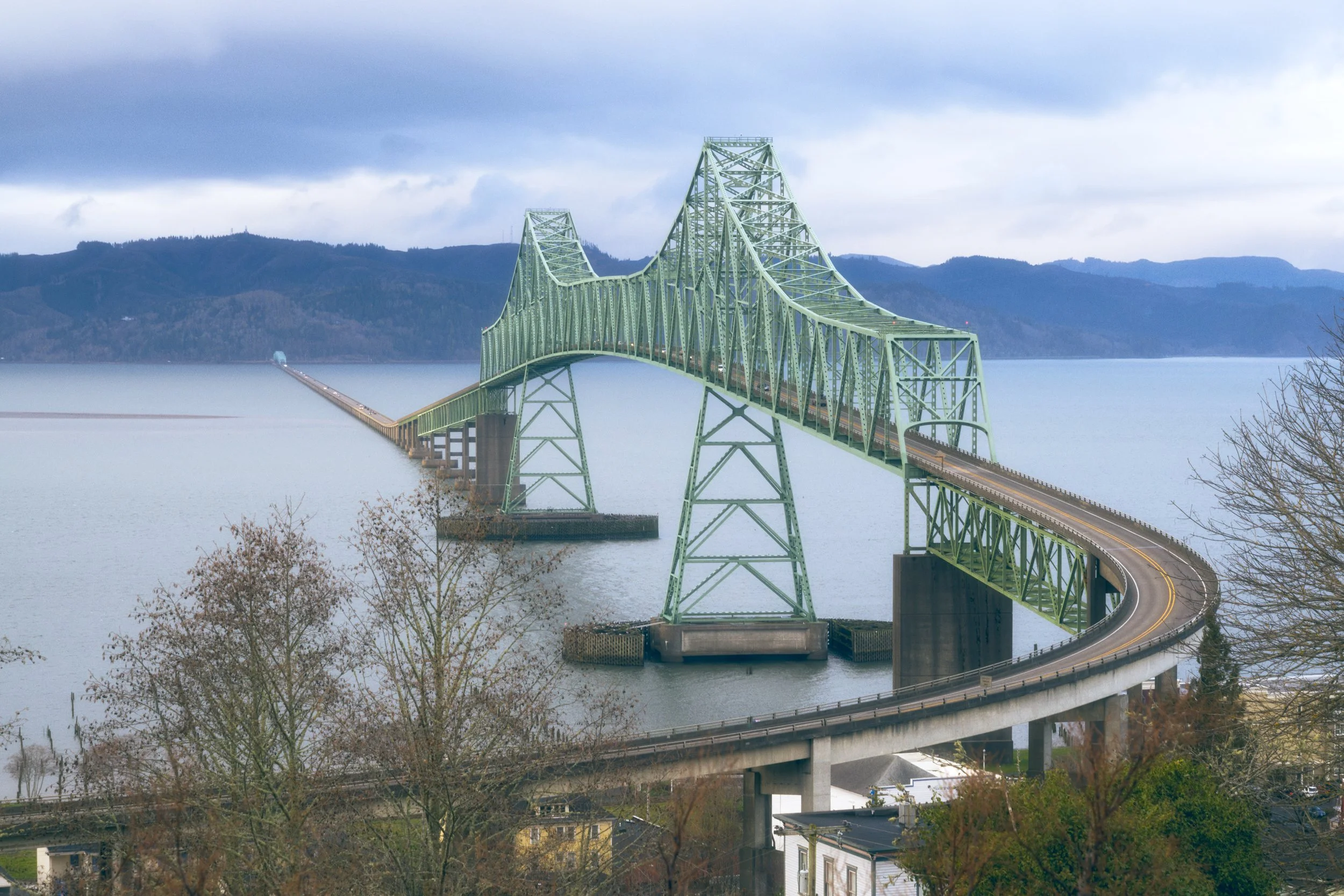 astoria–megler-bridge-steel-cantilever-astoria-clatsop-county-columbia-river-near-mouth-of-river-color-graded-kodak-gold-1000-35-mm-format-494-color-and-photo-labs.jpg