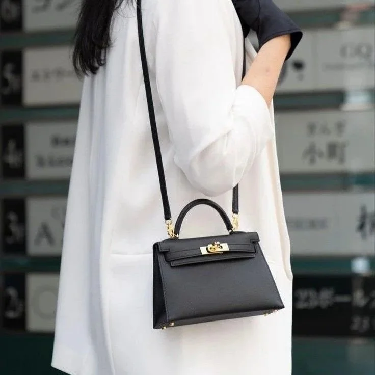 acec1d873c60d563bdd72b37b6c531ff.jpg