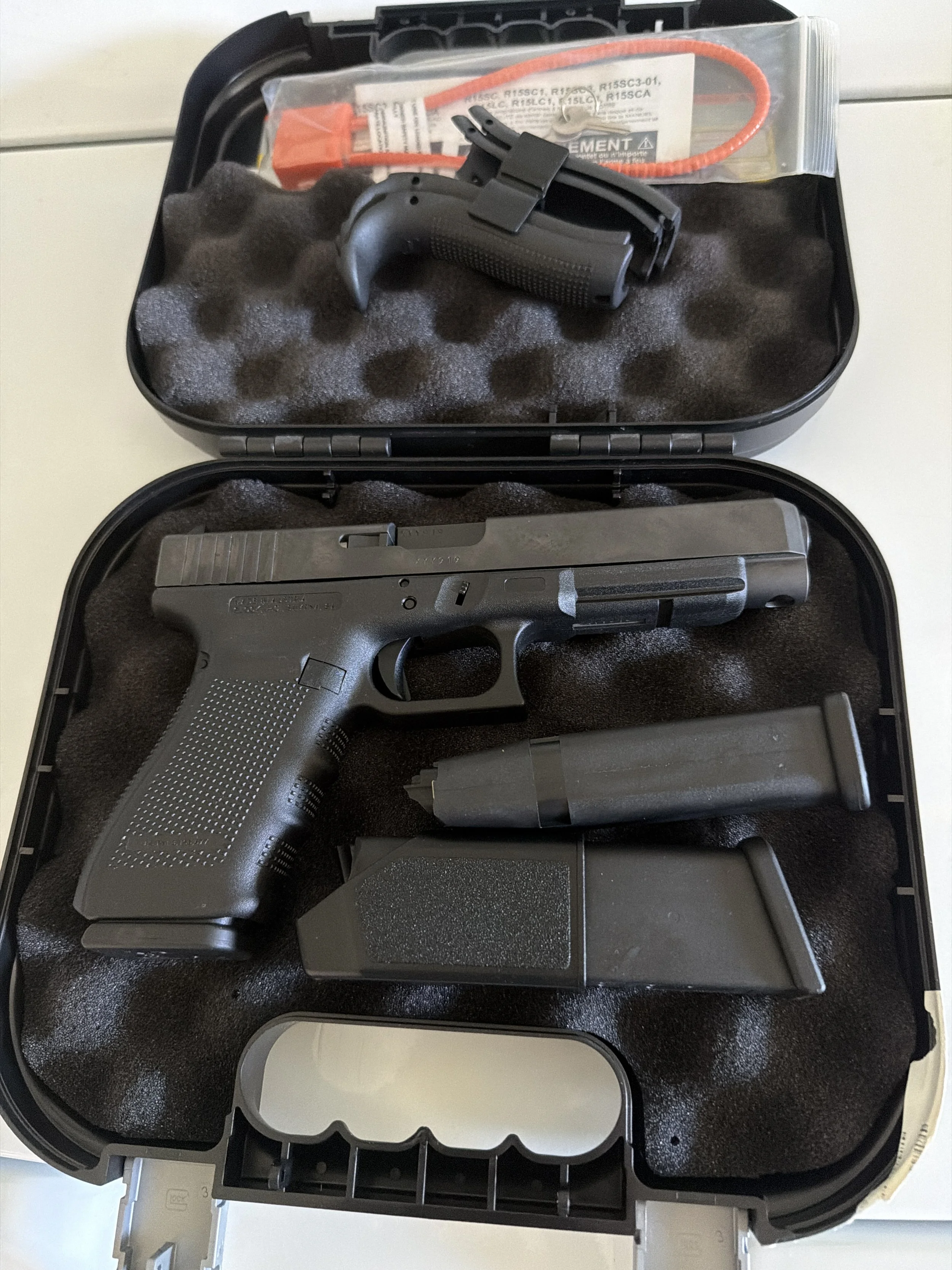  Glock 41 gen 4 45 cal  Name: Victor Carlson Item Description: Nice shape 3 clips Asking Price: 450 Price Negotiation: Make Offer Phone: (518) 231-7035 Either Calls or Texts  Expires: 9/05