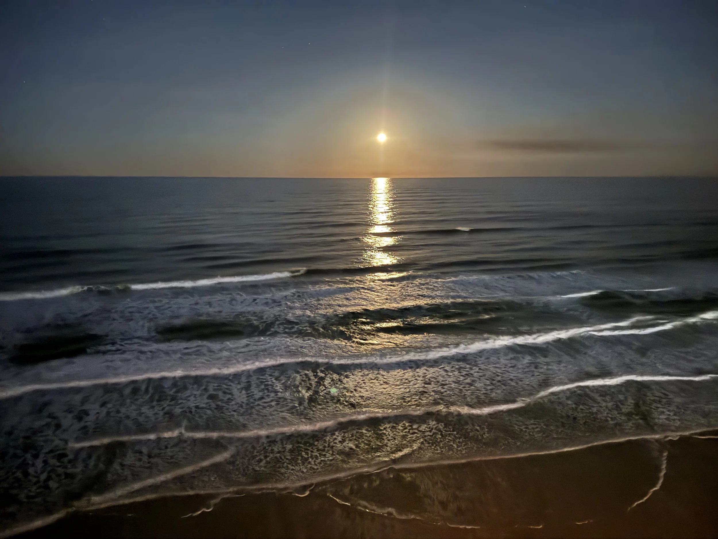 23-Moon rise on Daytona Beach