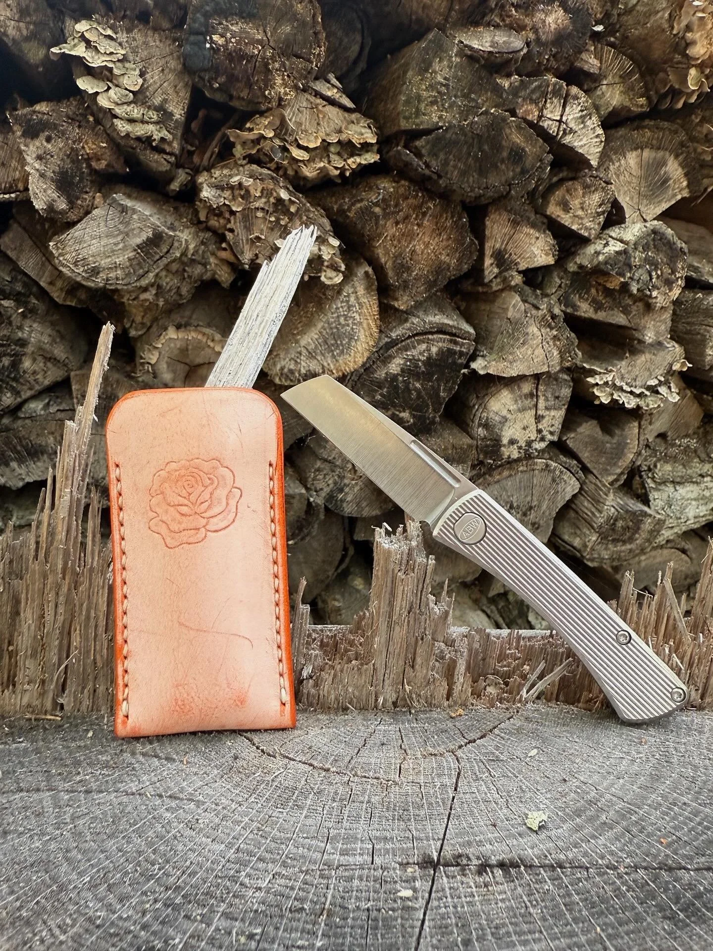 Some Dood Co. Leather products. Photos from Salty Pines EDC, thanks for the support man!! 🤘