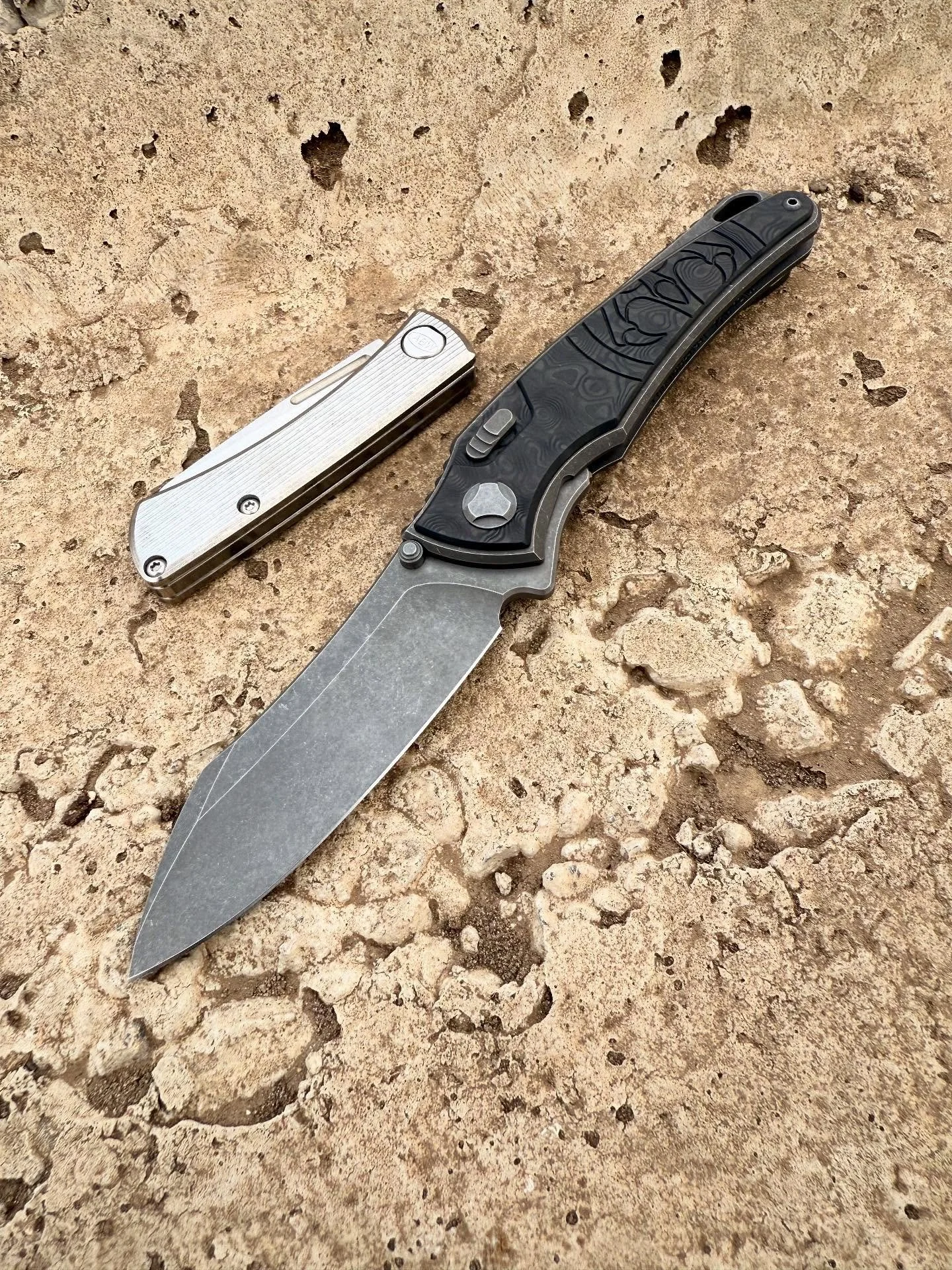 @hawkknives Talon. Such a unique knife, very happy to own one!