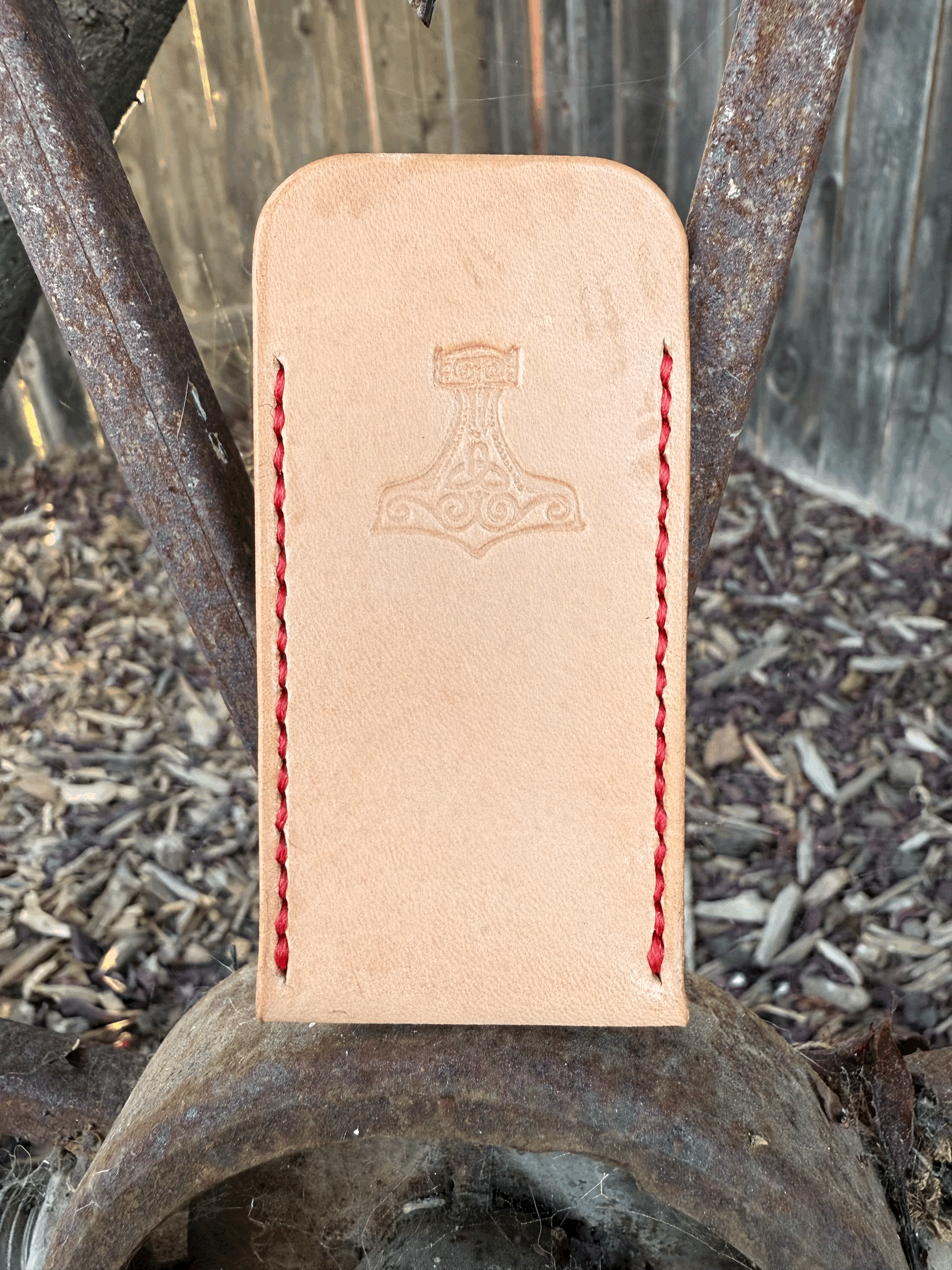 Natural Thor's Hammer Slip