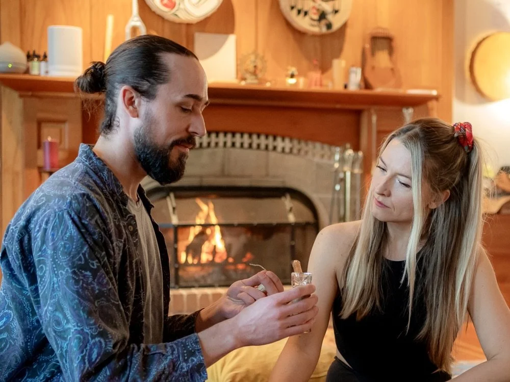 Cosmic Otter 5-MeO-DMT Ceremony Facilitator Canada Victoria British Columbia