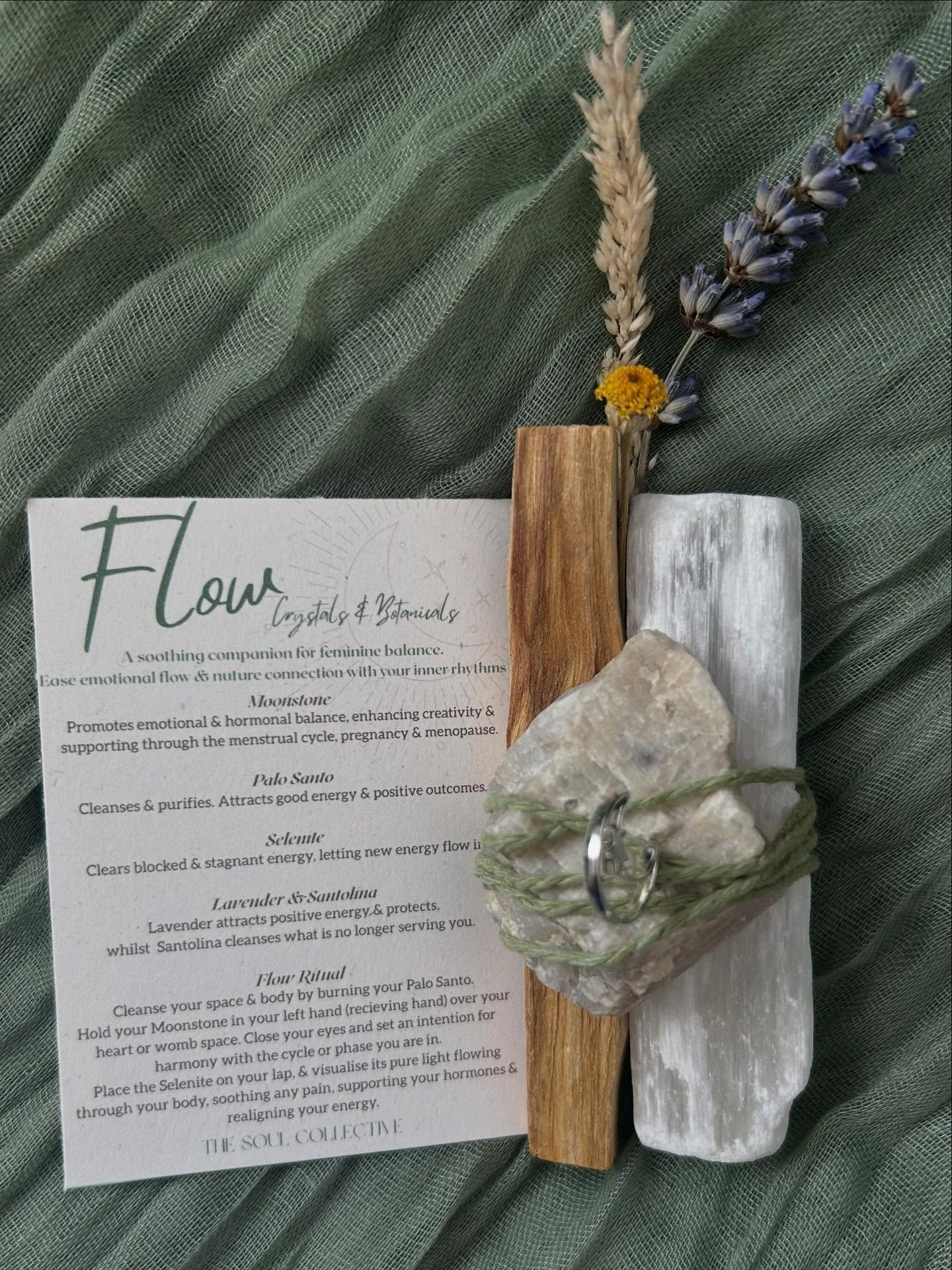 Introducing FLOW Crystal Bundle. Launching exclusively at FLO fest @floandthrive ✨

A new and limited edition crystal bundle has entered the game! FLOW has been inspired by the empowering energy of FLO Fest where it will be making its debut on Octobe