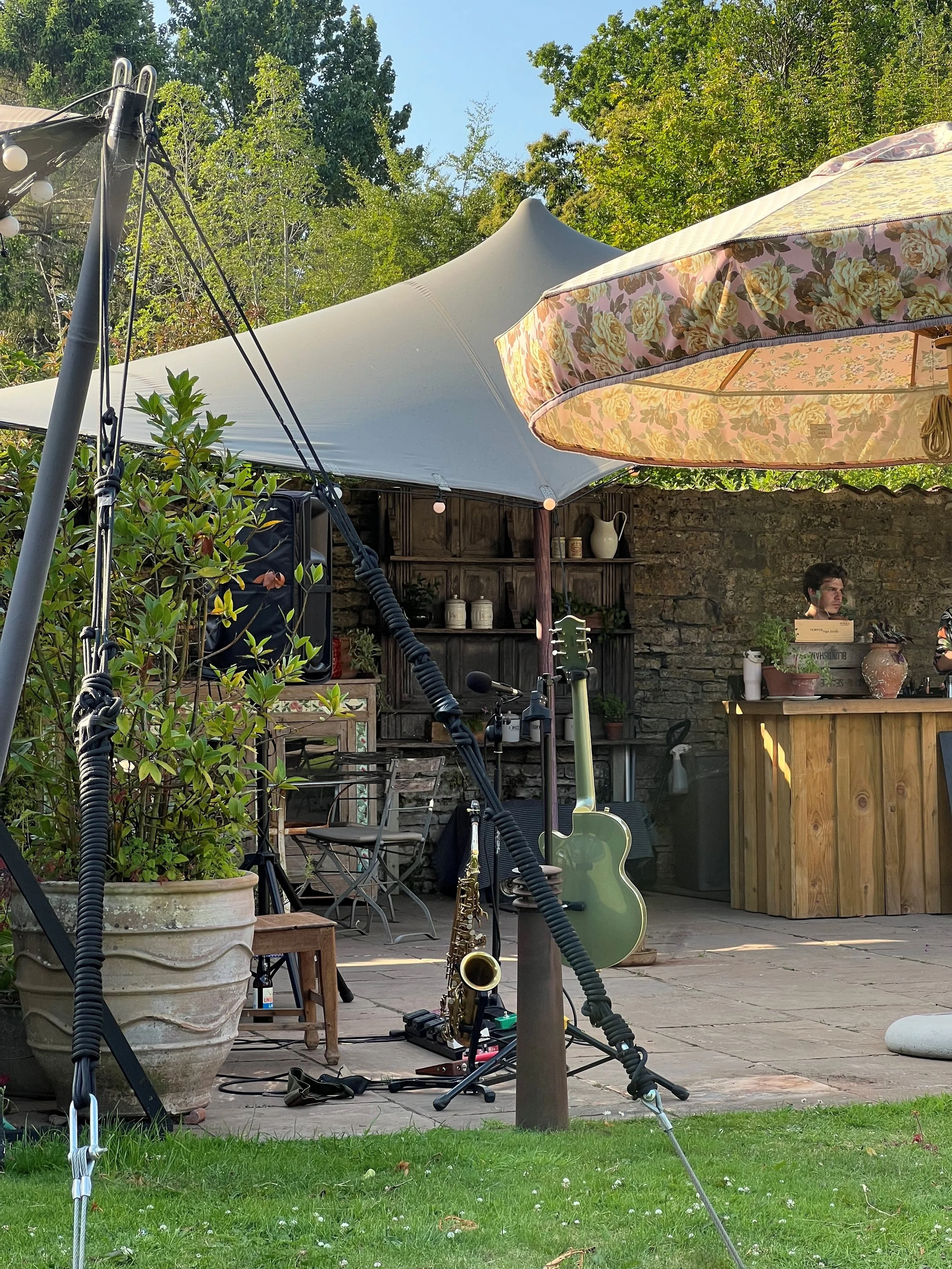 Smoked &amp; Uncut Unplugged at THE PIG-near Bath 