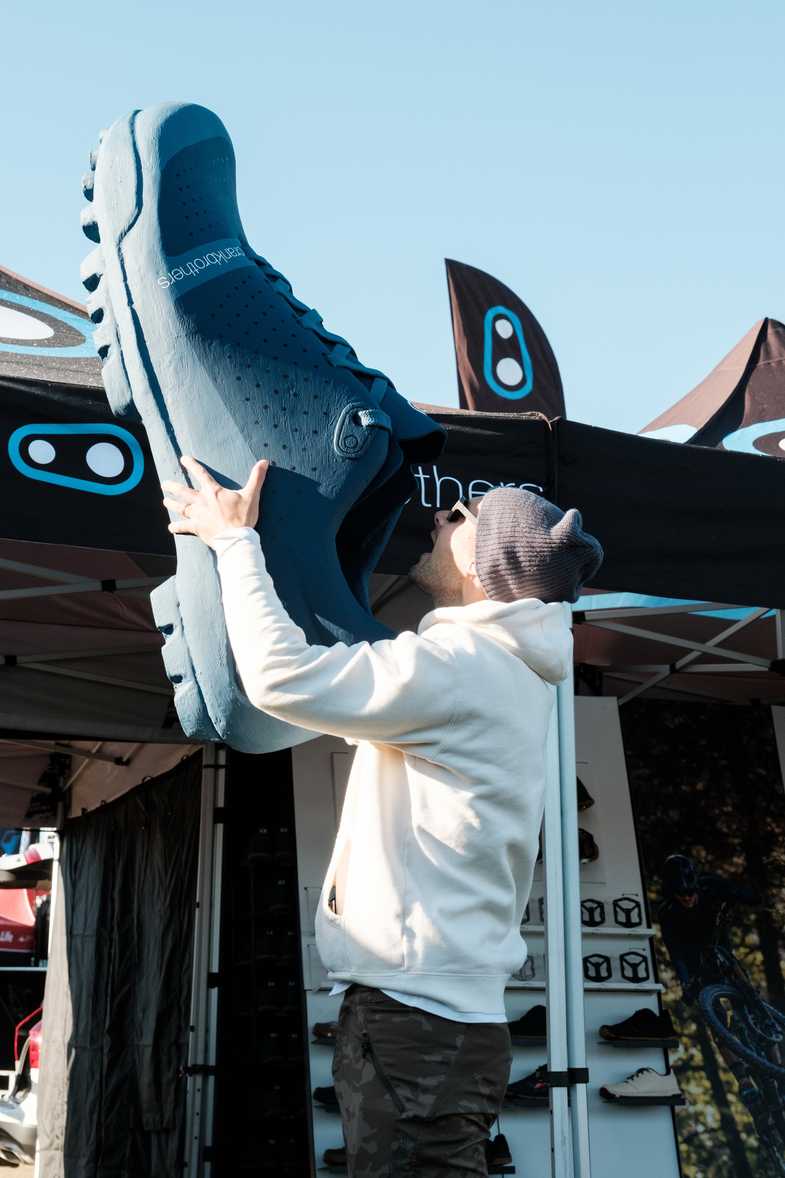 24_SeaOtter_Crankbrothers_Booth-31.jpg