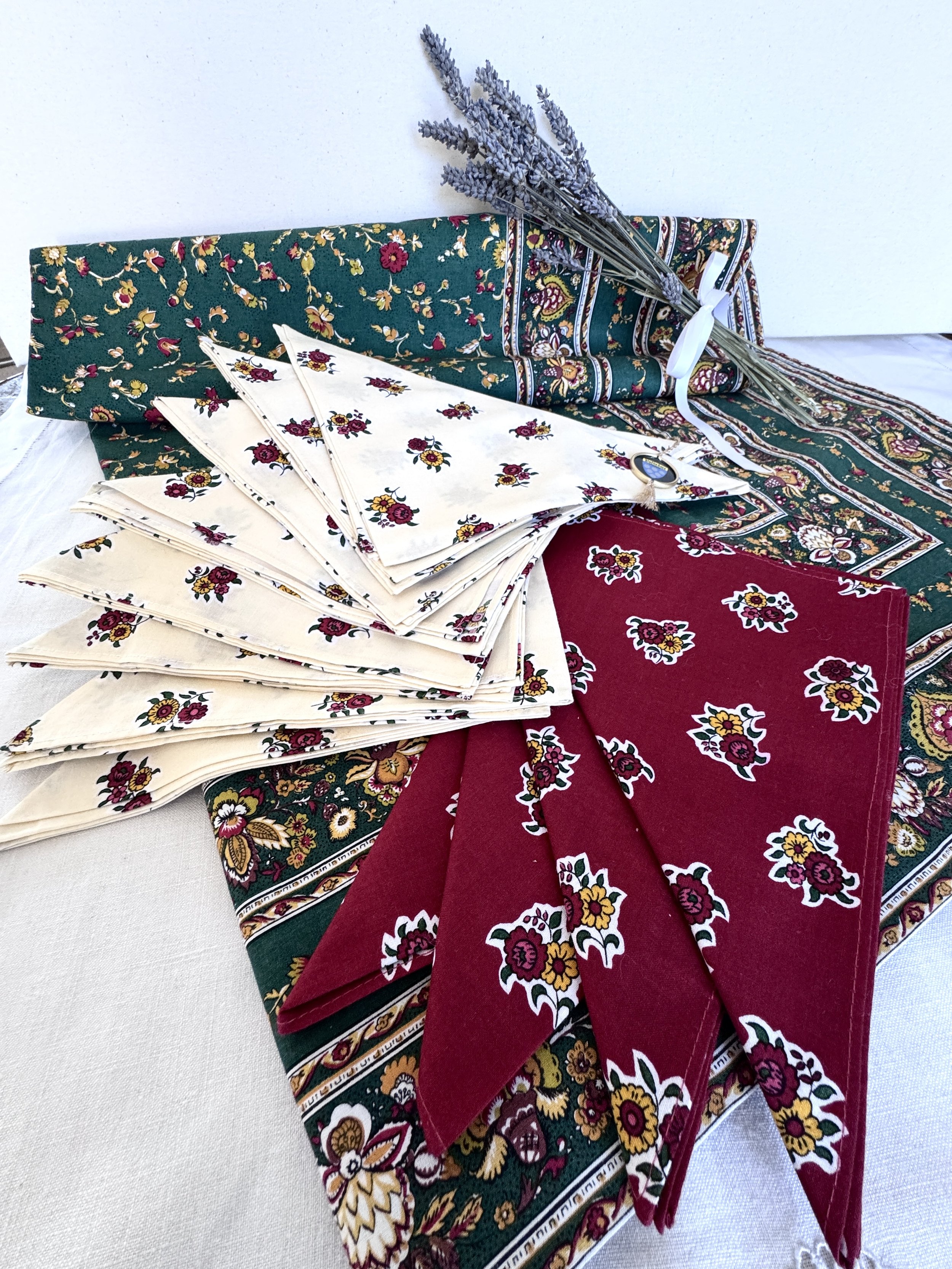 Valdrome French Cotton Tablecloth & 12 Napkins, c. 1990s