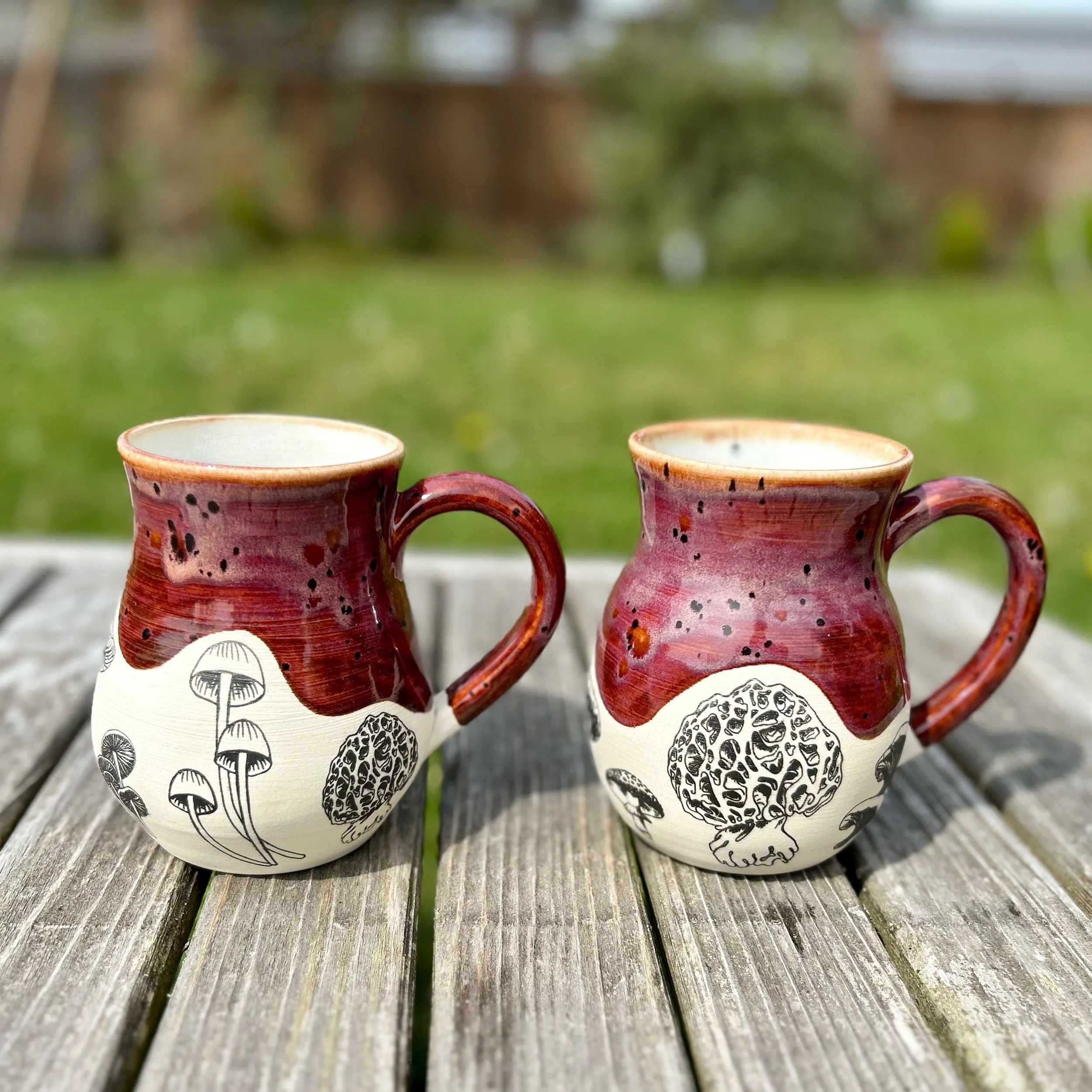 Mushroom Mug in Speckled Plum