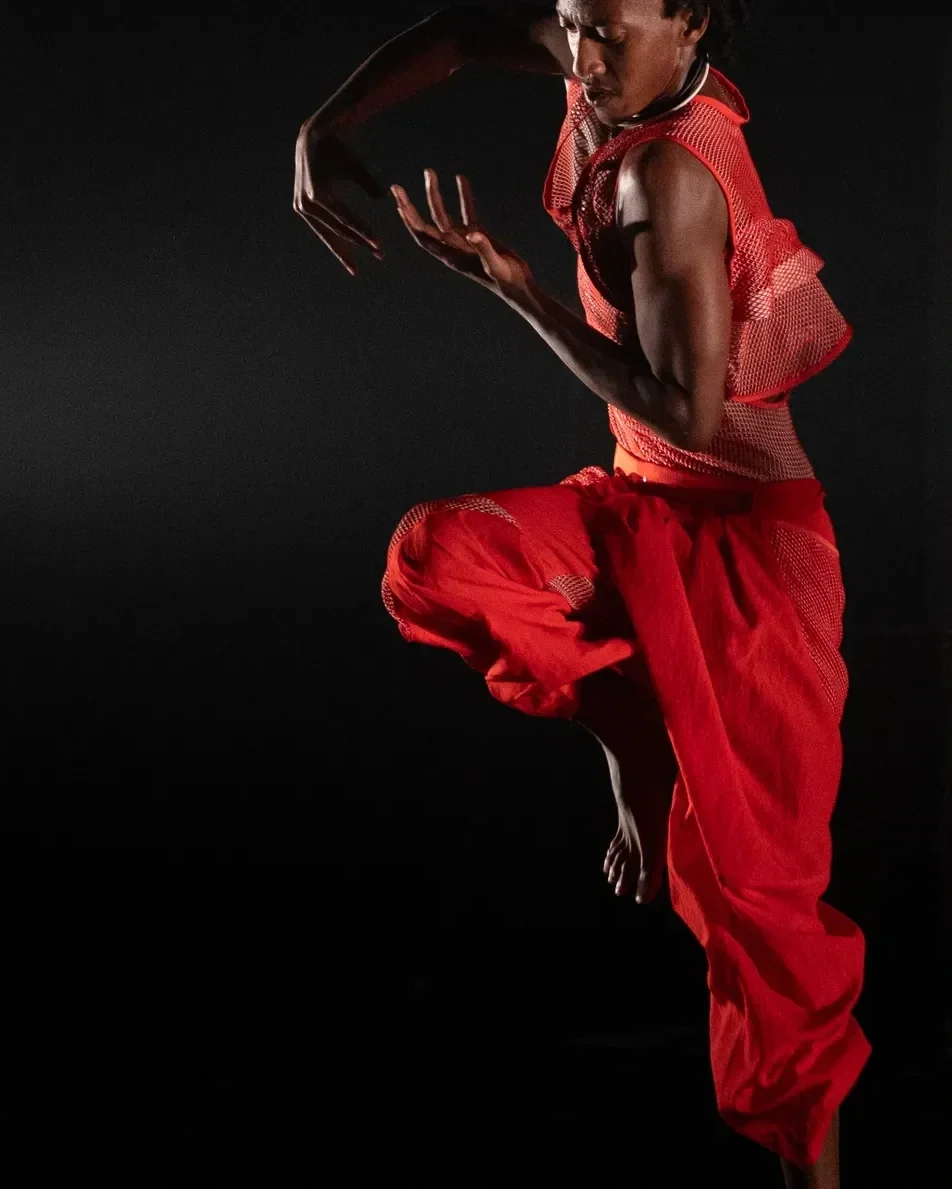 Danseforestilling: Cie Kadidi umuko Dansens hus