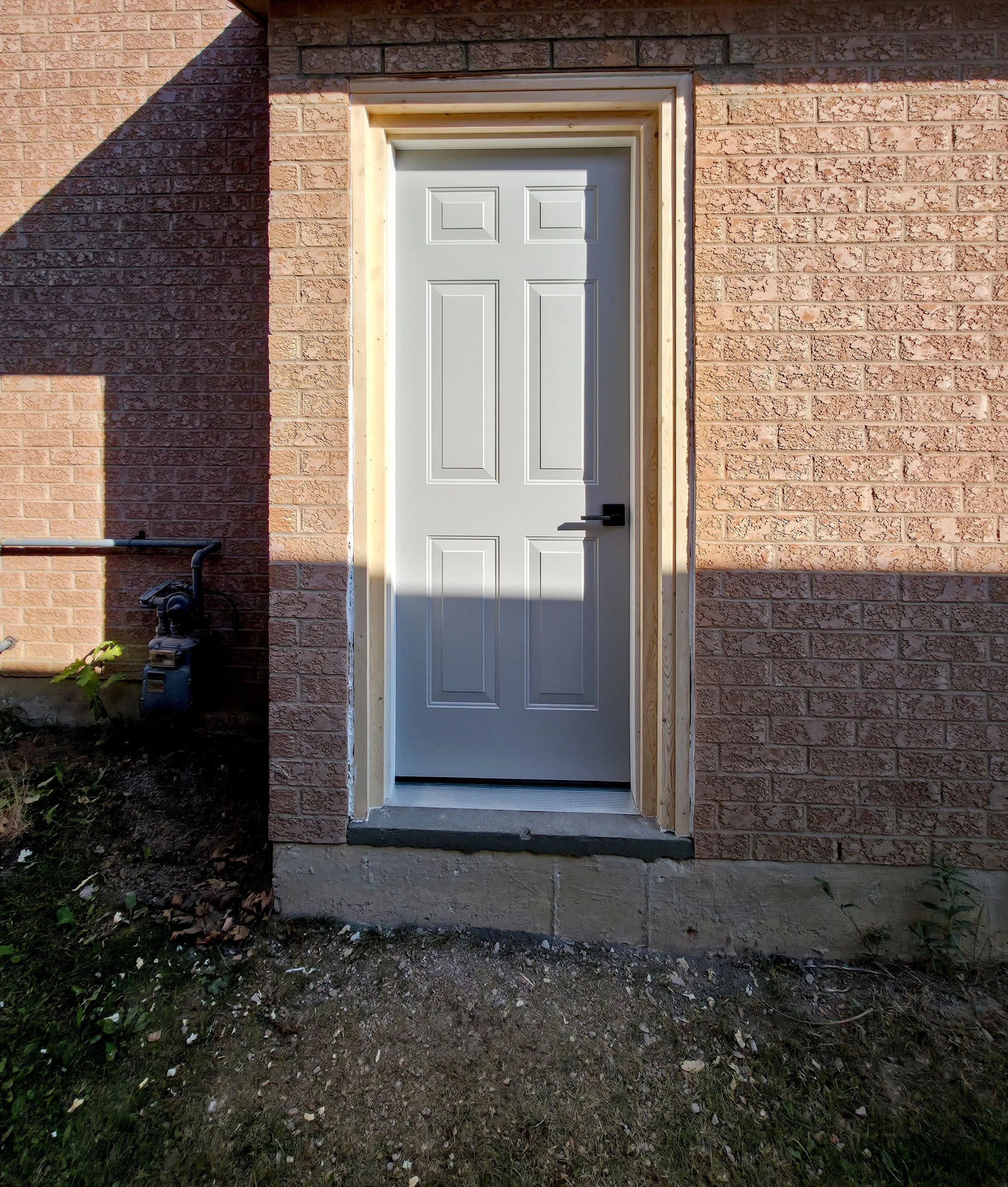 Creating a New Side Entrance Door in Richmond Hill