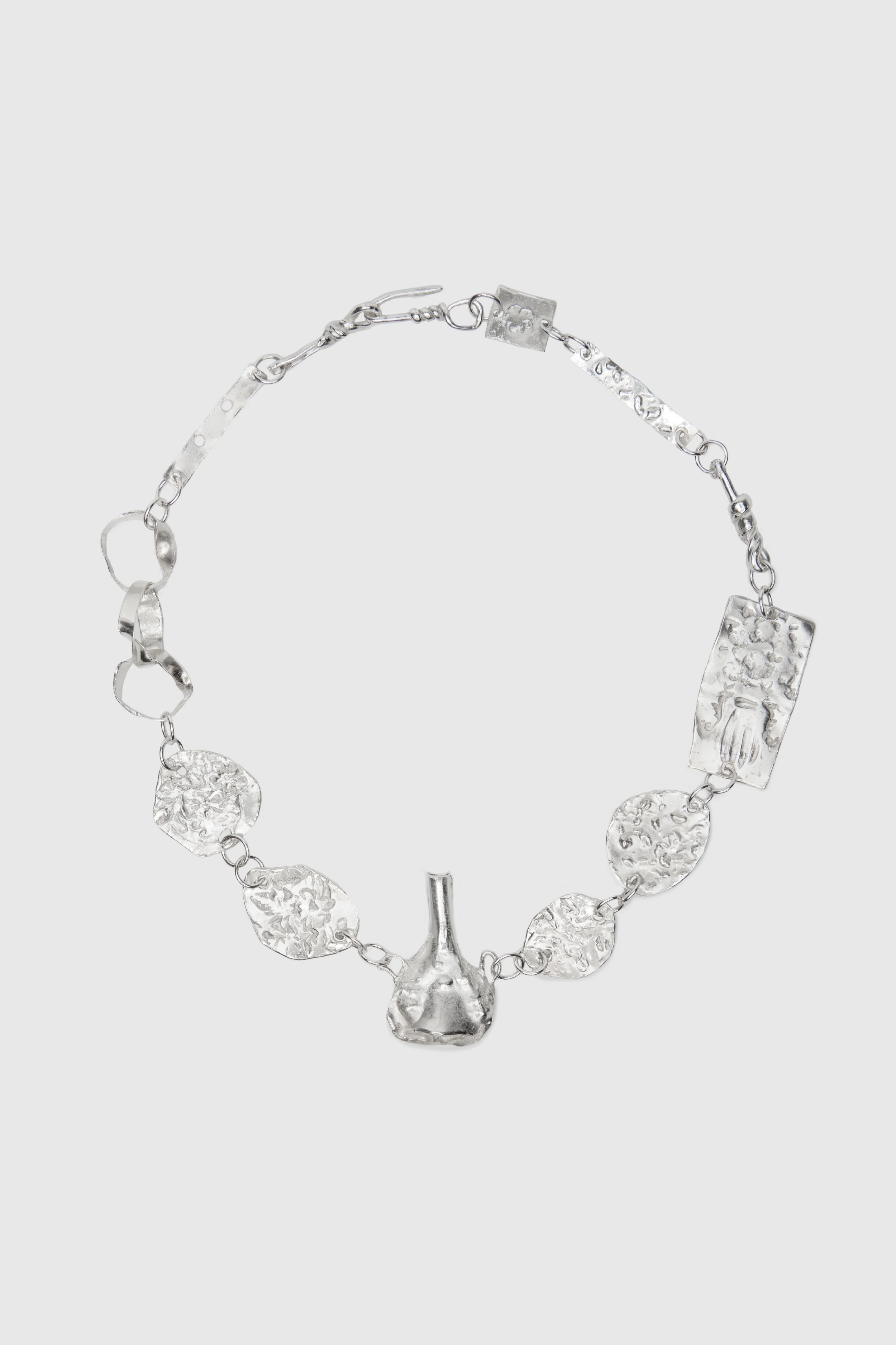 Untitled design - 2025-11-17T090233.687.png