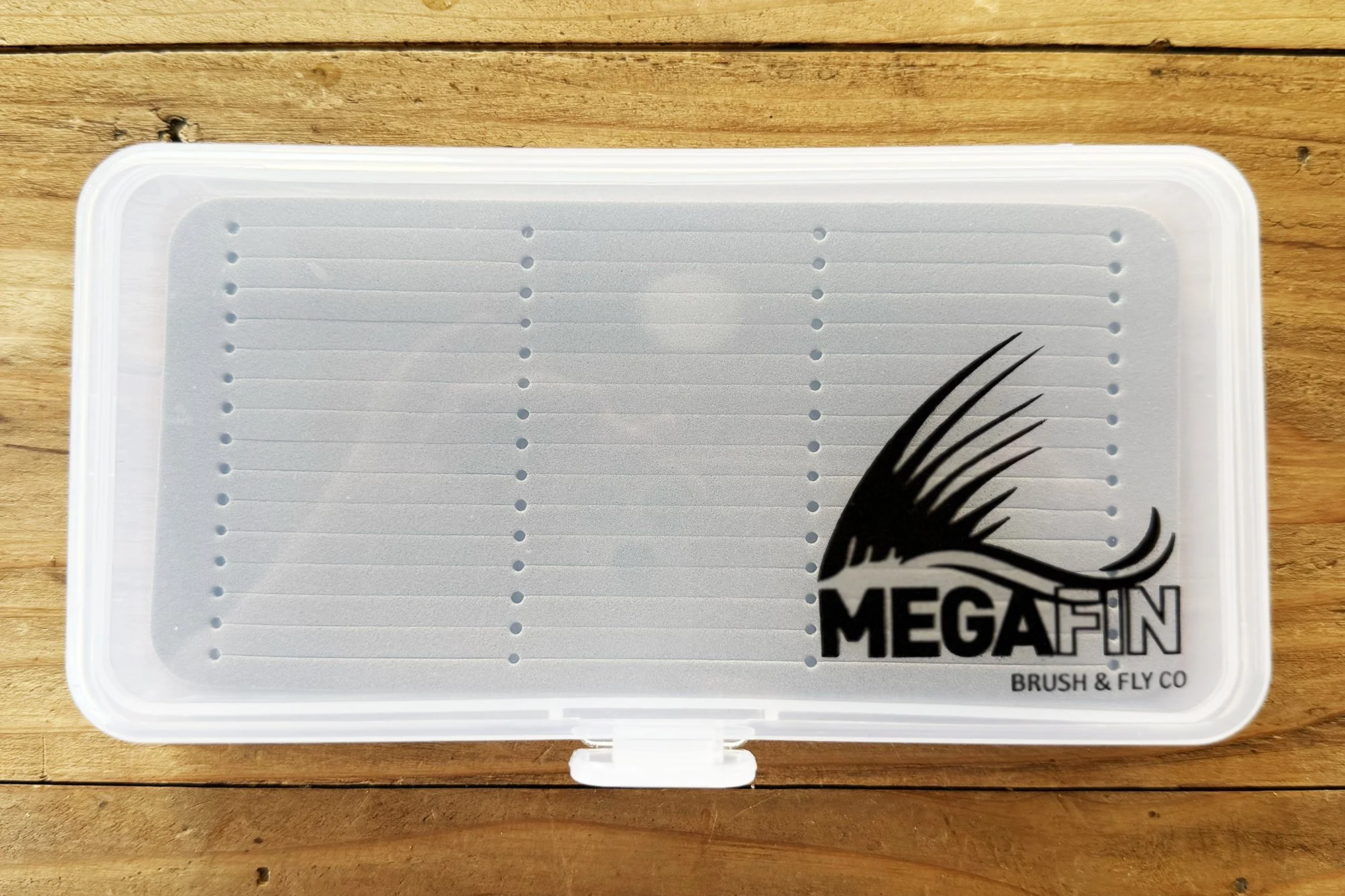 Megafin Fly Box (1463) - Medium - Closed.jpg