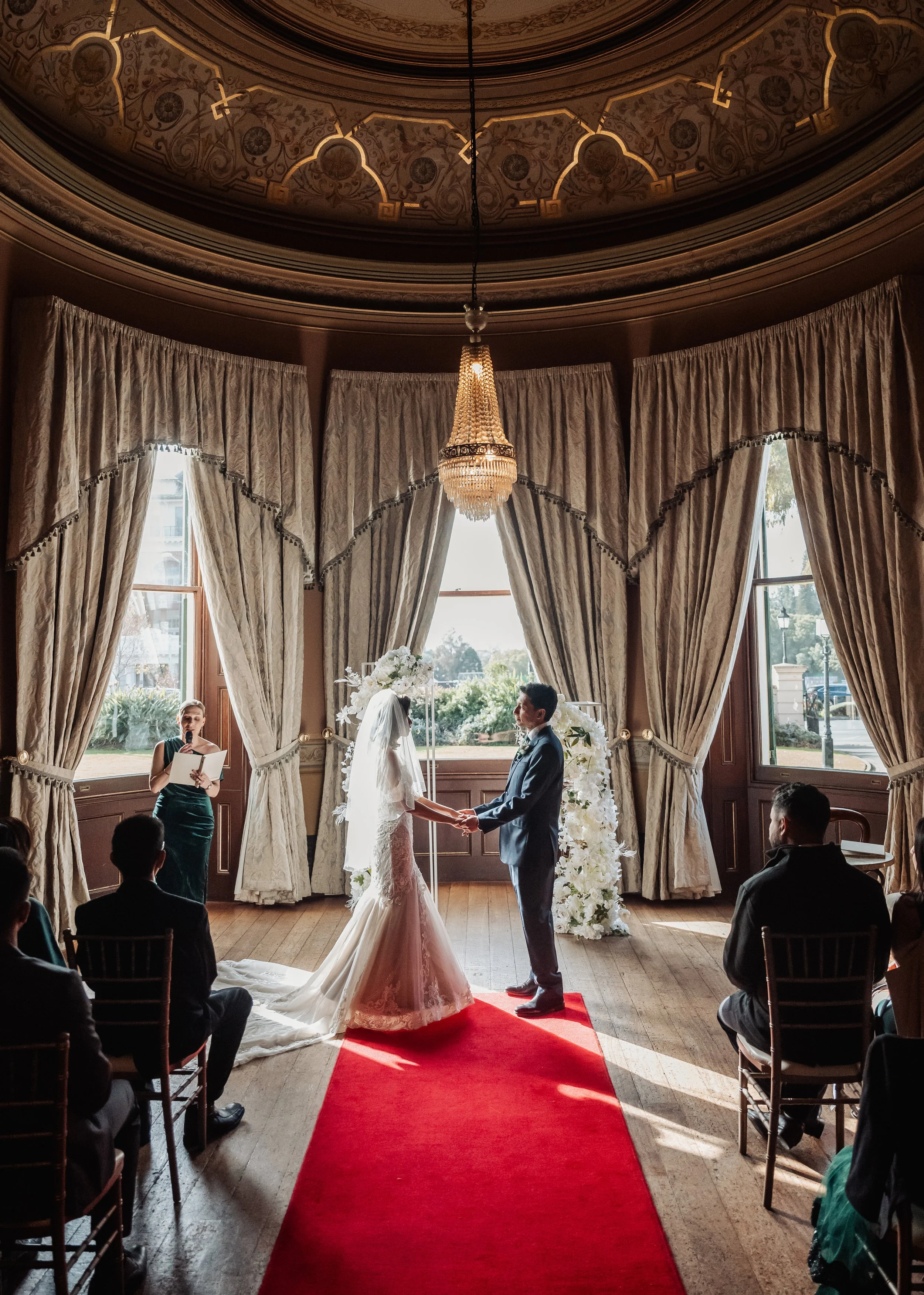 I & R Sven Studios - Ayers  House - Tina the Celebrant