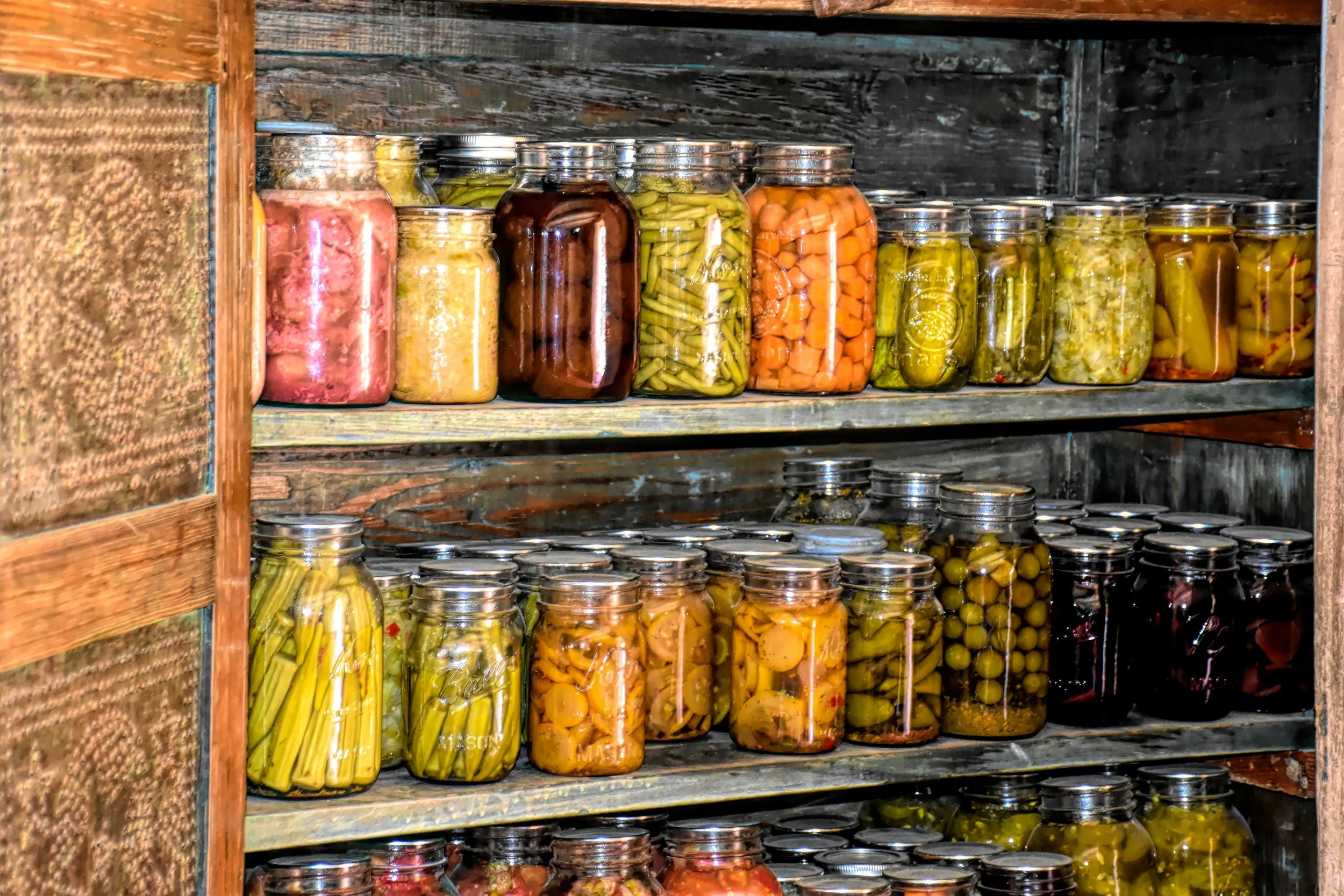 Water bath canning with Jess