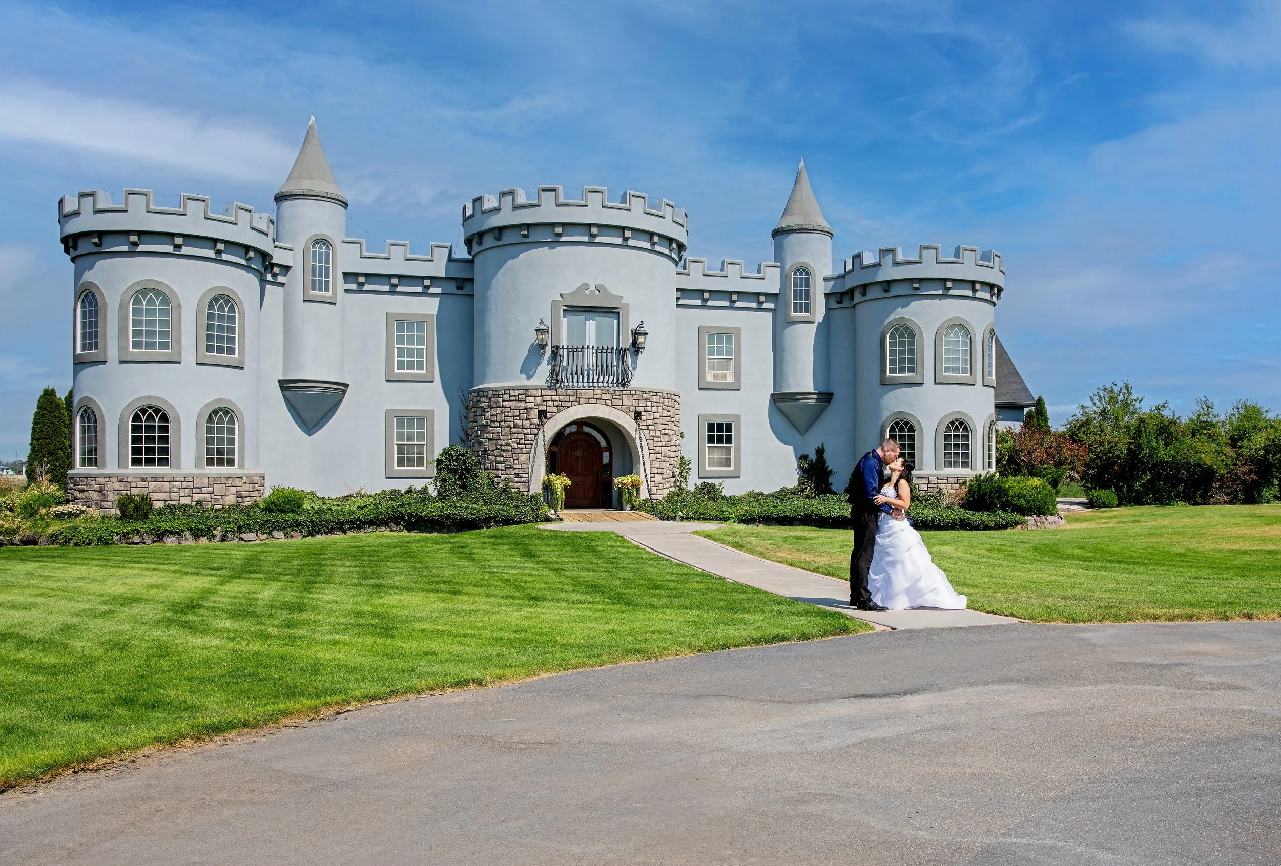 Kuna Idaho Wedding Portrait The Kuna Castle