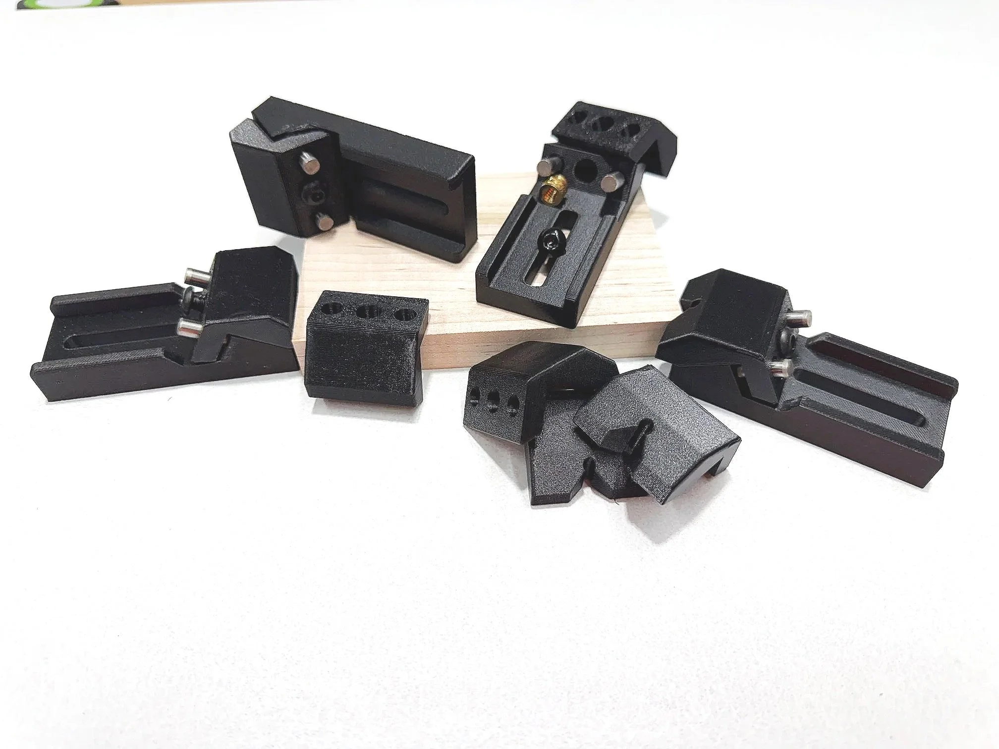 CNC Compression Clamp- 8 piece set with corner attachments