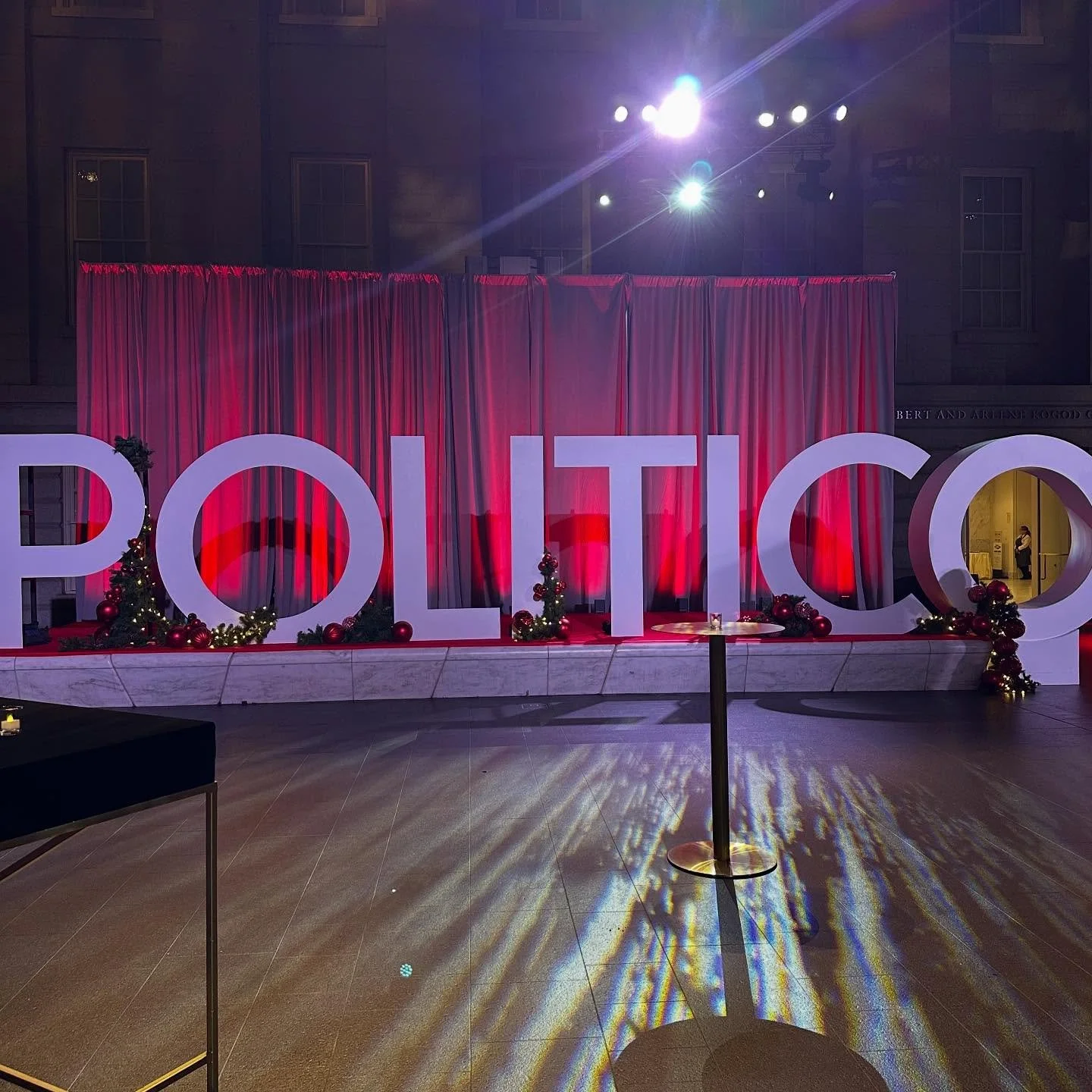 Tis the holiday season! 🎄🎁❤️