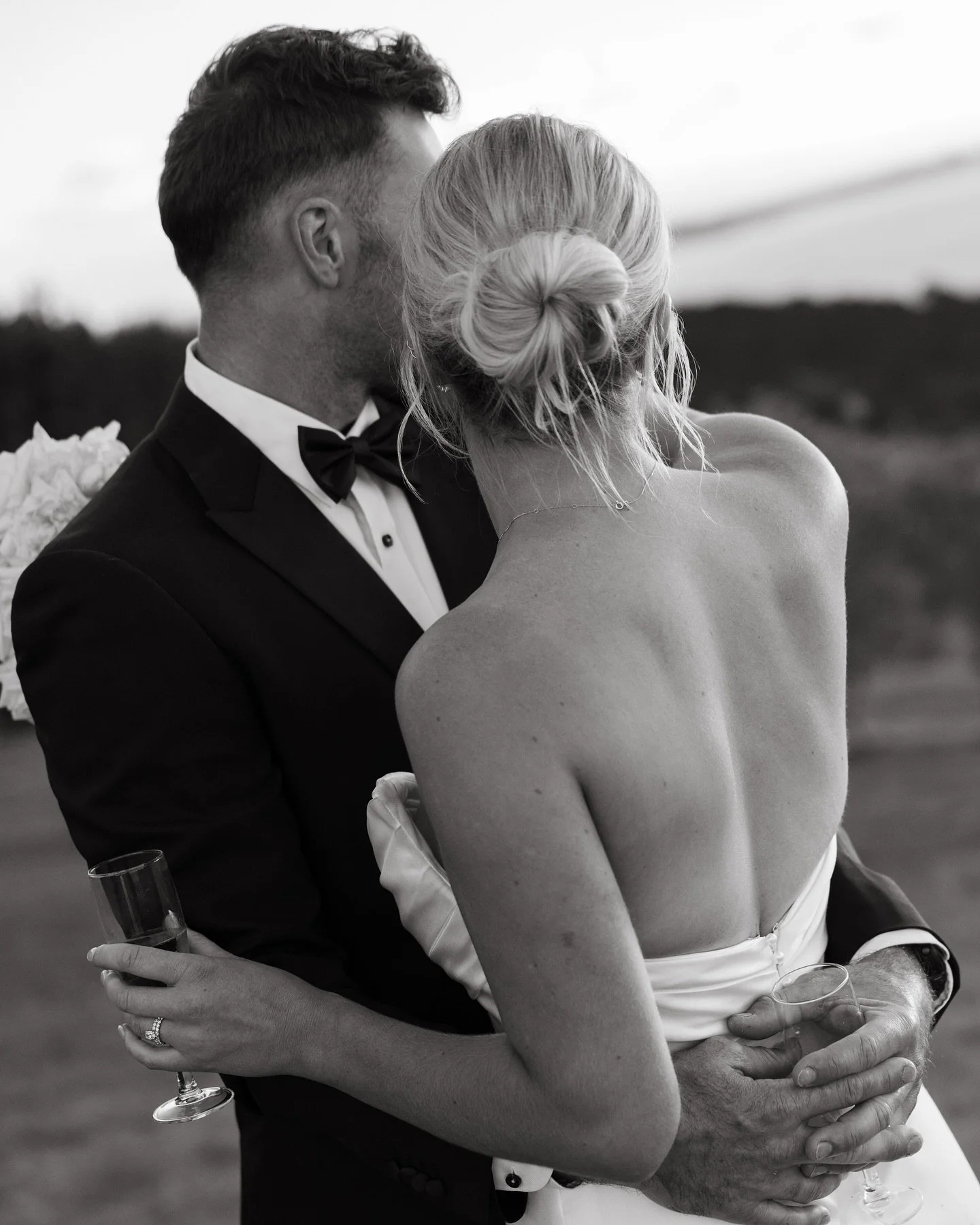 One of those days you dream about. So so much fun celebrating Dylan &amp; Sarah, married on the 5th April 2025 at @mudbrick_nz 🤍

Hair @messybun_nz 
Makeup @kimberly_hill_makeup_artist 
Dress @heracouture