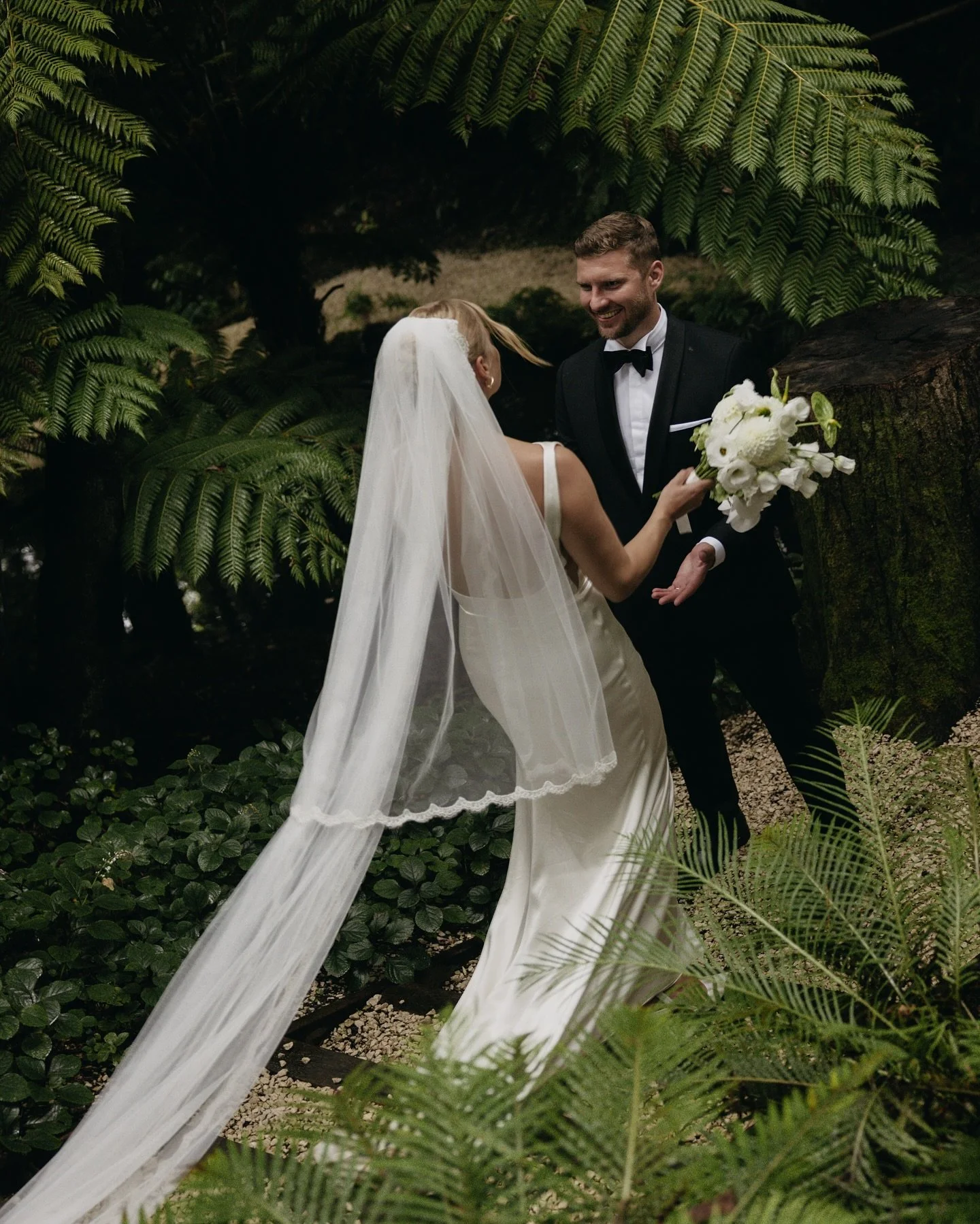 Lara &amp; Bradyn tied the knot on a drizzly February day &amp; even with a little bit of rain it was absolutely perfect. 

Makeup &amp; Hair @beautytribenz 
Florals @floralcentric 
Venue @omahanui.venue