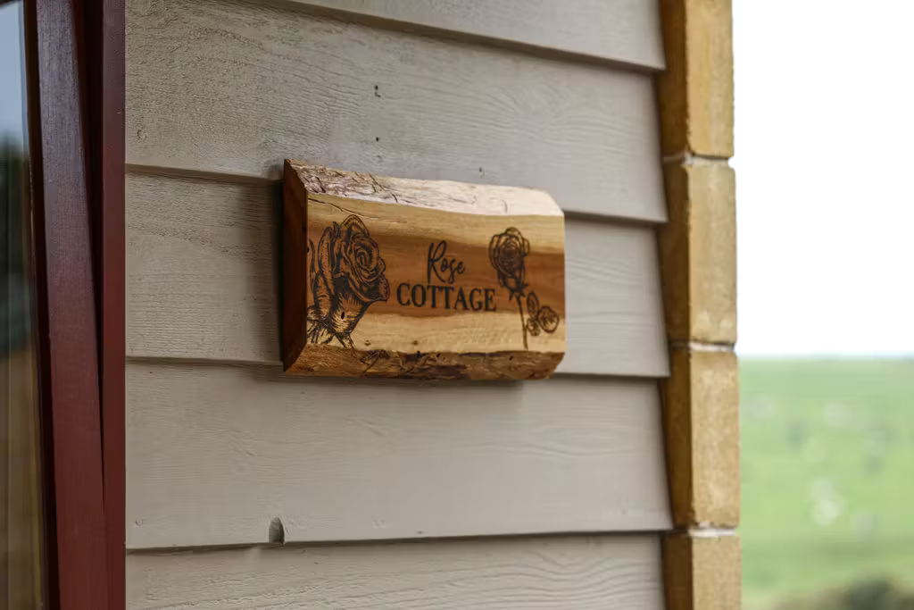 Rose Cottage Sign.png