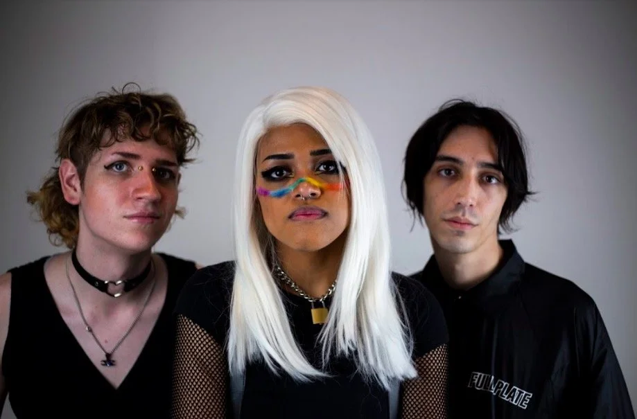 REVIEW: GILT Gives Us A Tangy Taste of What Is To Come with the Premiere of their New Ethereal Single "In The Windows (Ignore What's Missing)