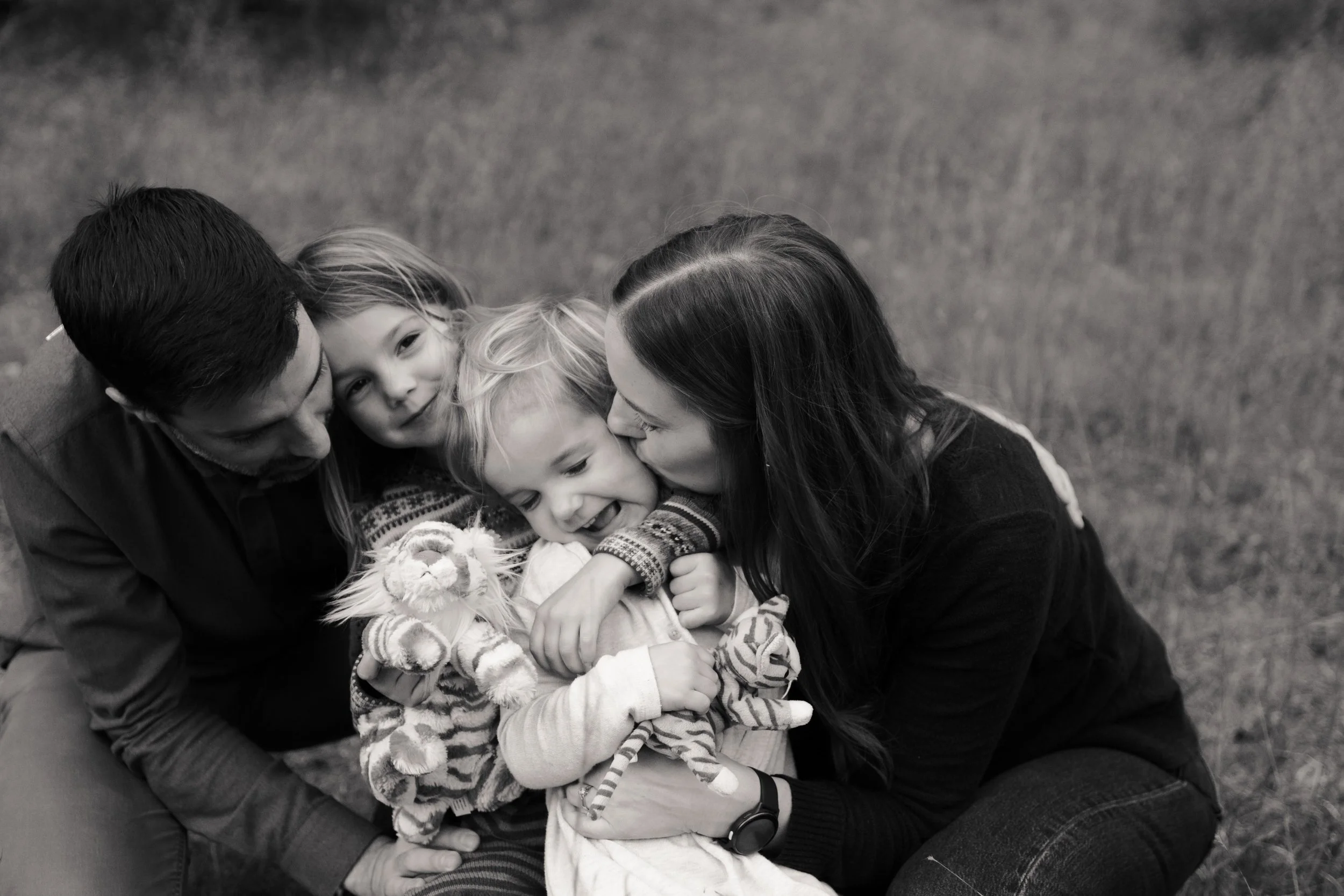 Brunnquellfamily10192025_28bw.jpg
