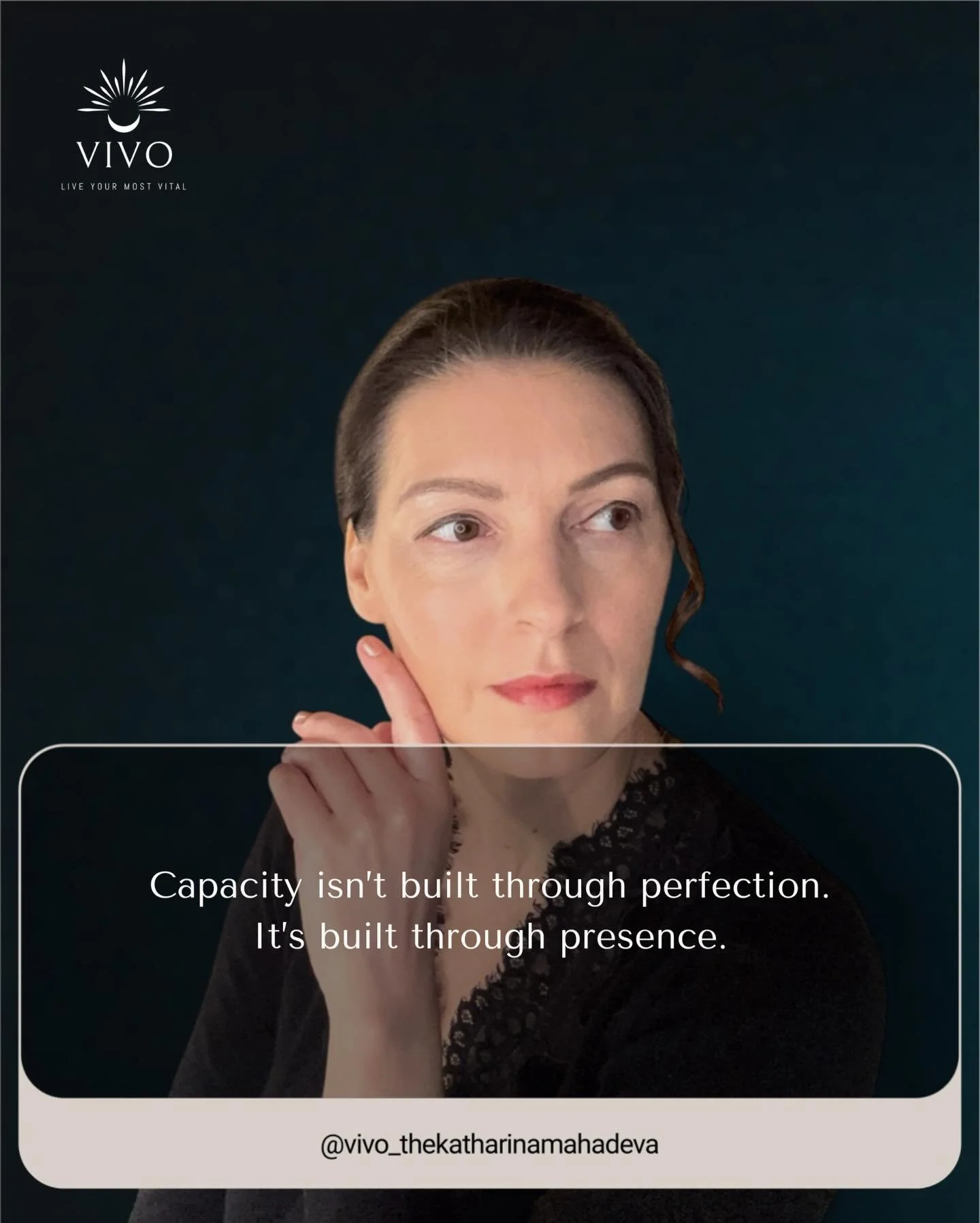 I don&rsquo;t wake up with a perfect morning routine.
I don&rsquo;t journal for an hour.
And I definitely don&rsquo;t meditate before my hospital shift starts.

But I do check in with my body.
Even if it&rsquo;s just 60 seconds of conscious breath, e
