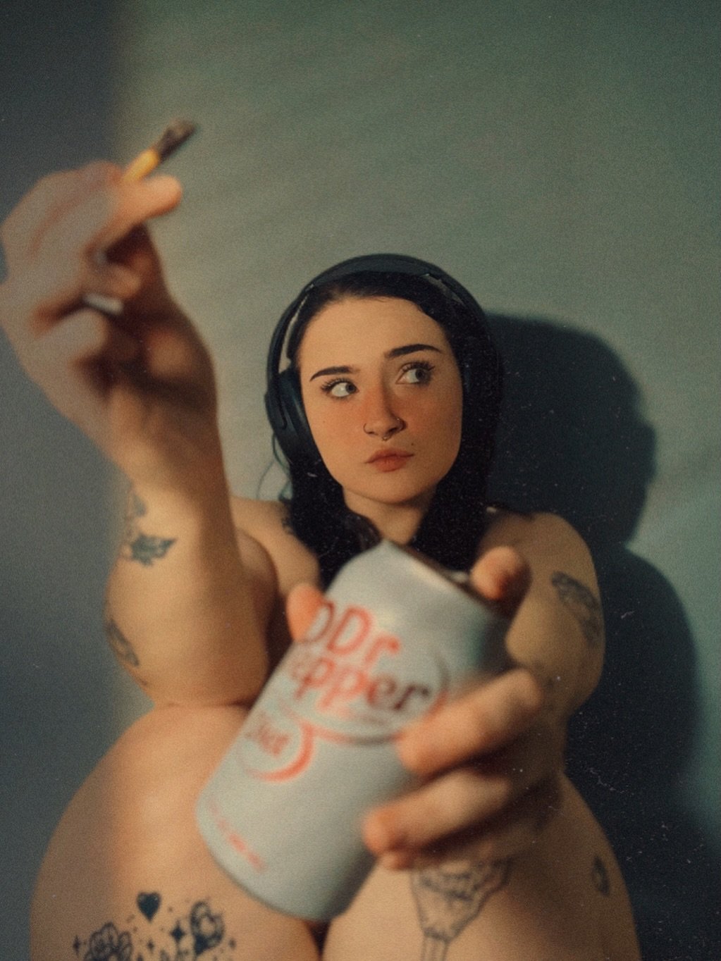 A few of my favorite things 🖤 | #DPgirl #selfportrait #girlswithtattoos #420