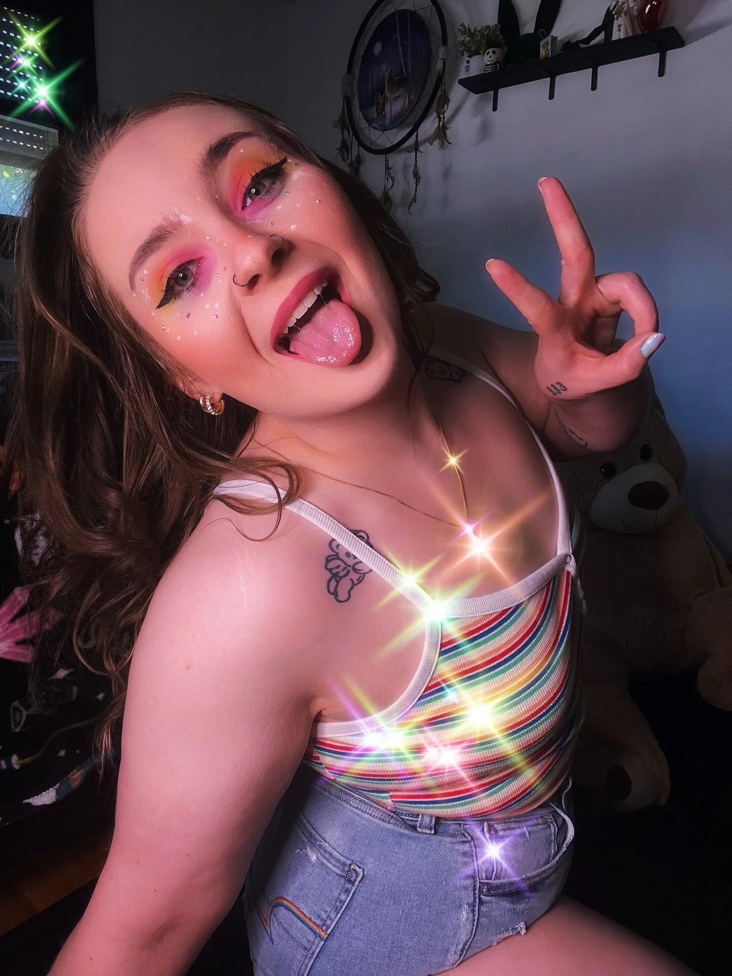 P R I N C E S S 👸🏻 - that&rsquo;s my name, don&rsquo;t forget it. | #selfie #throwback #glitter #queer #lgbtqia🌈  Hey, want to chat? Tribute. 😌