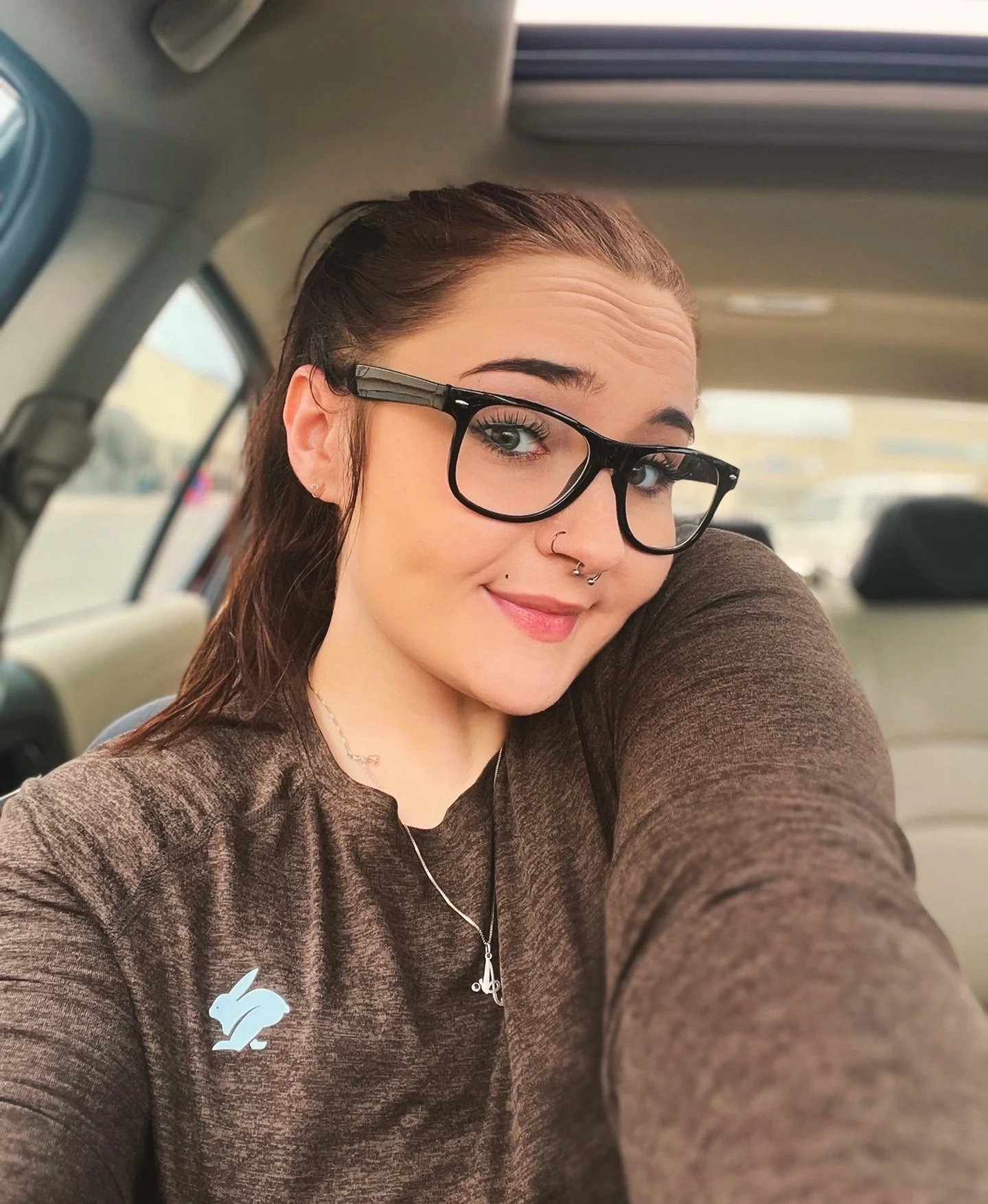 Permission to post every semi-decent picture of my face? HAHA, just kidding, I do whatever I want 🙂&zwj;↕️ #selfie #inmycar #girlswithglasses #girlswhosquat