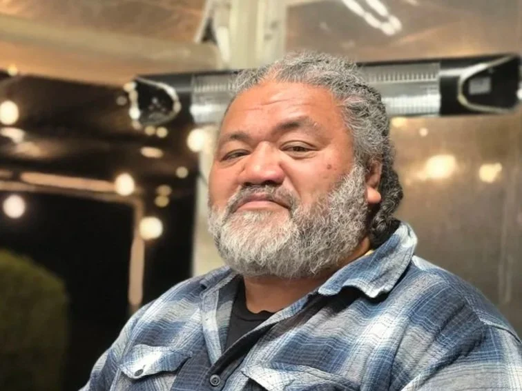 Ali and Len with laptop.jpg