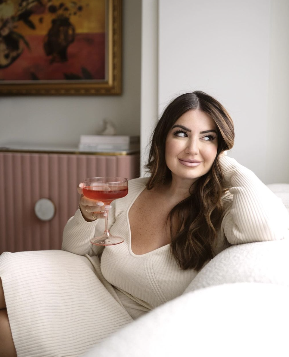 11 Things to Stop Doing ASAP (To Live a More Positive Life)