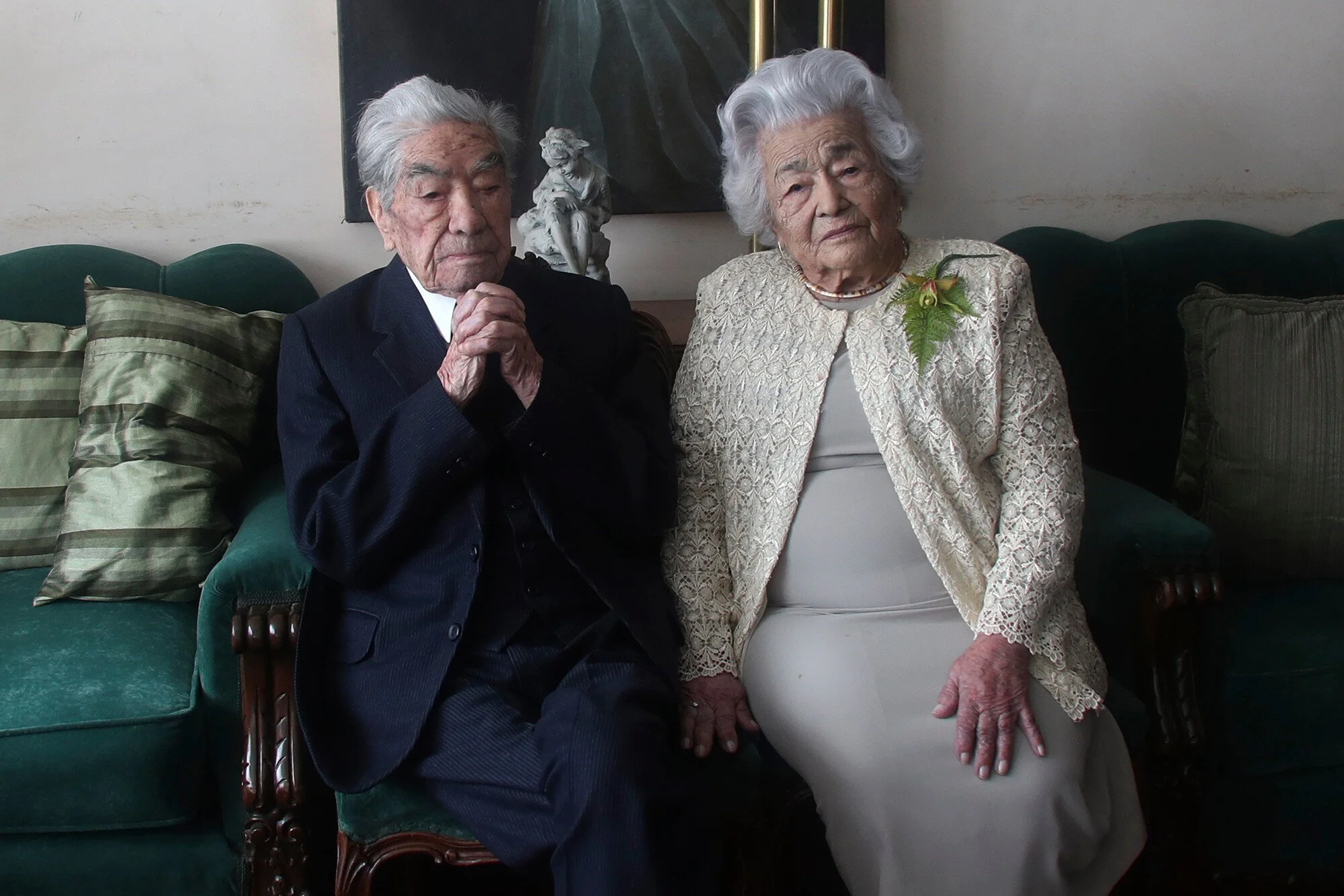 6 Tips for Keeping Love Alive From the World’s Oldest Married Couple